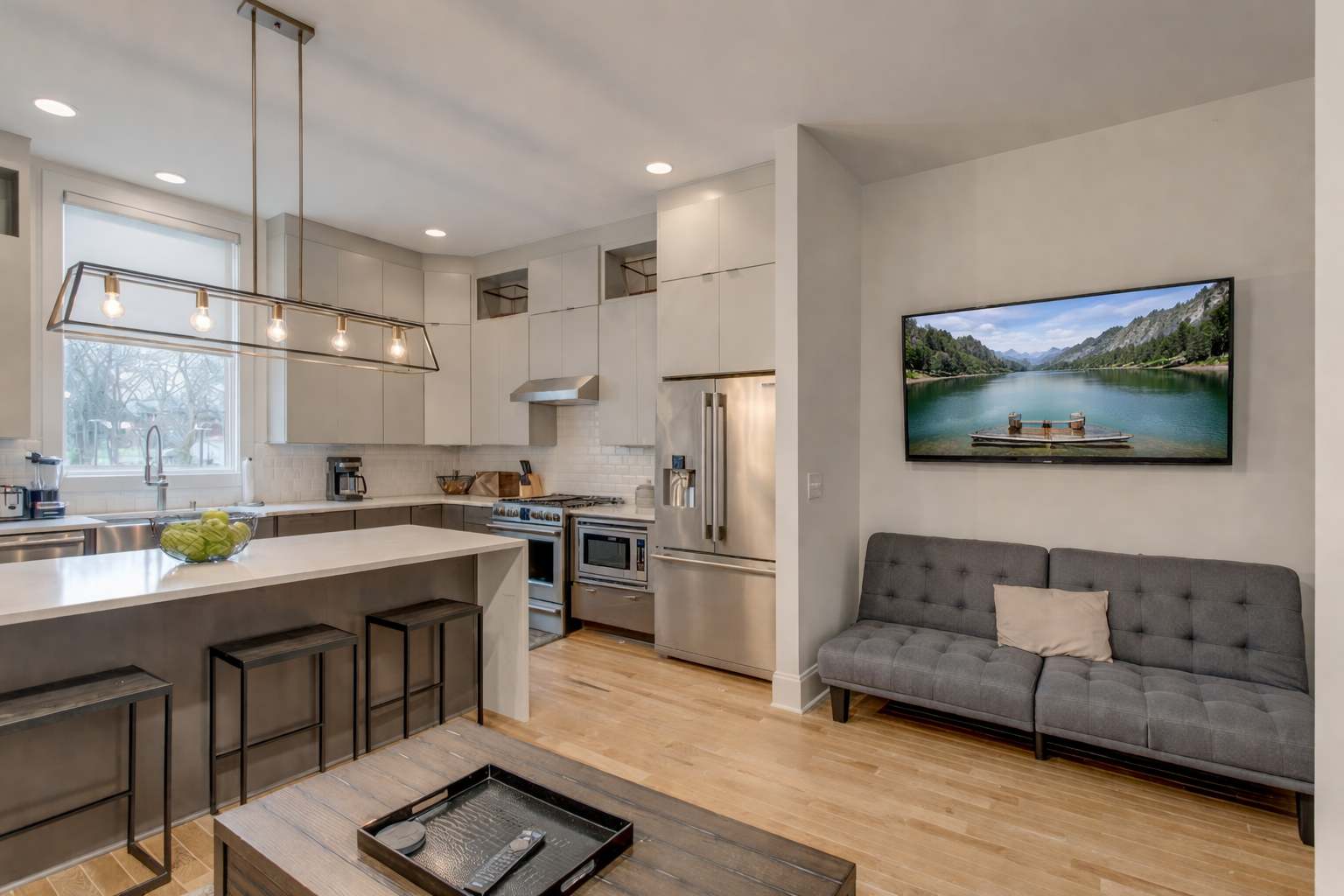 Modern Nashville Home w/ Rooftop & Garage — Nashville, TN — vacation rental