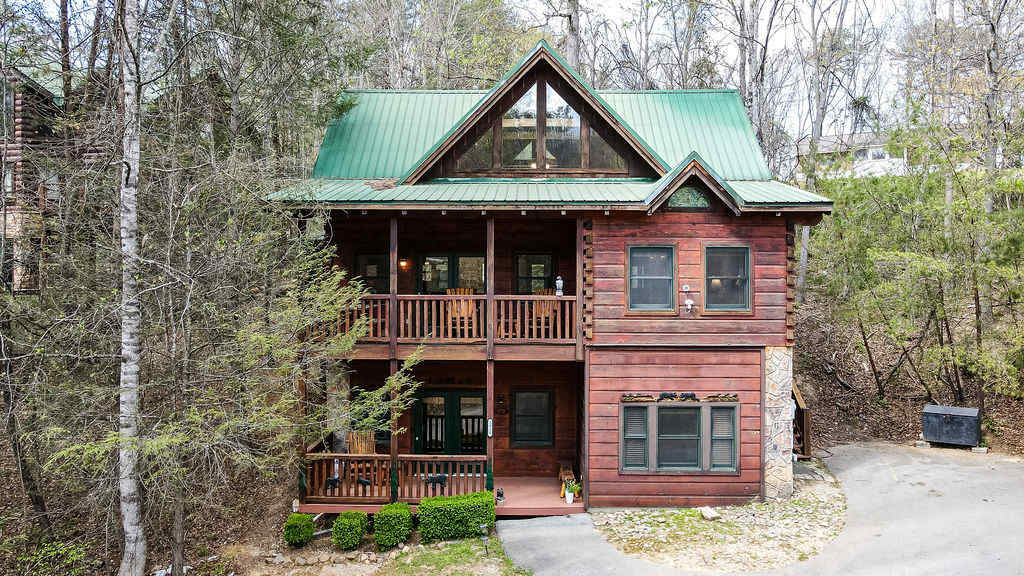 Smoky Mountain Retreat in Sevierville — Sevierville, TN — vacation rental