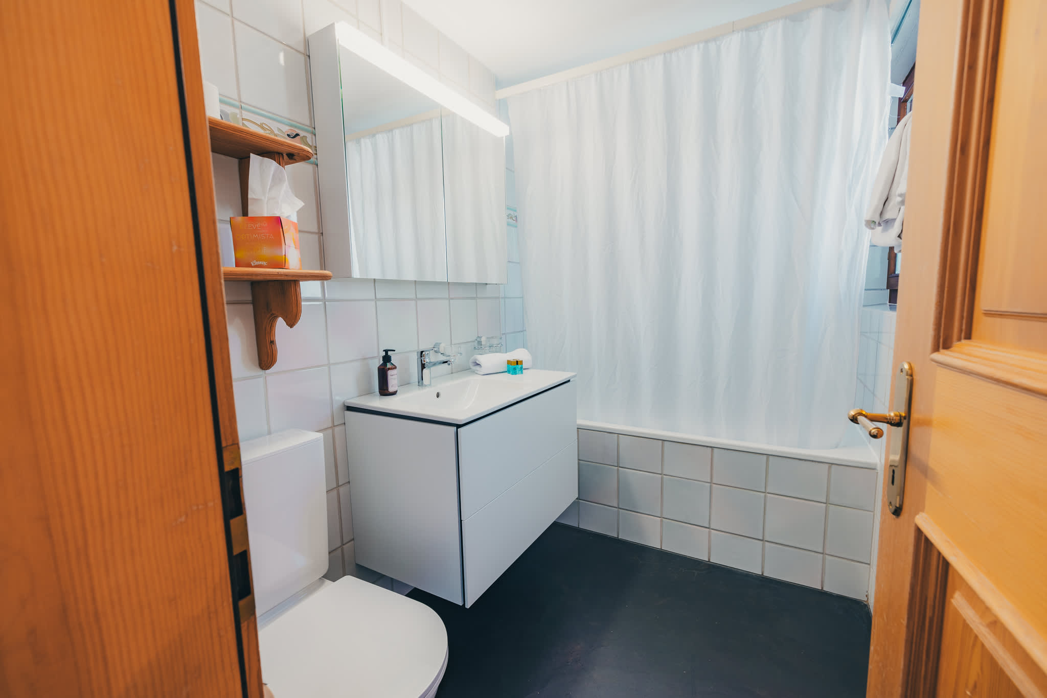 Surfers Sunset Spa with Jacuzzi & Panoramic Terrace