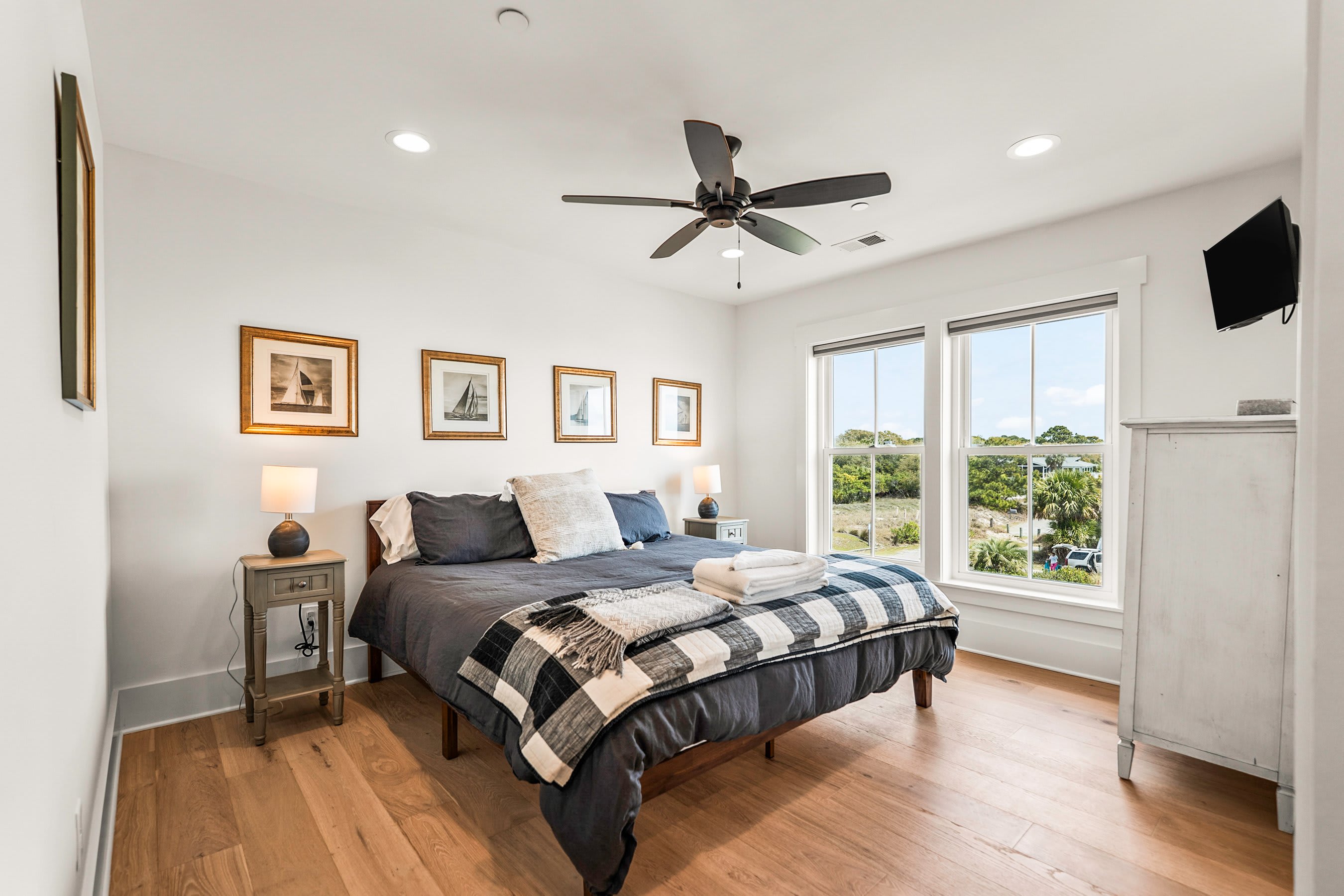 Guest Bedroom 4