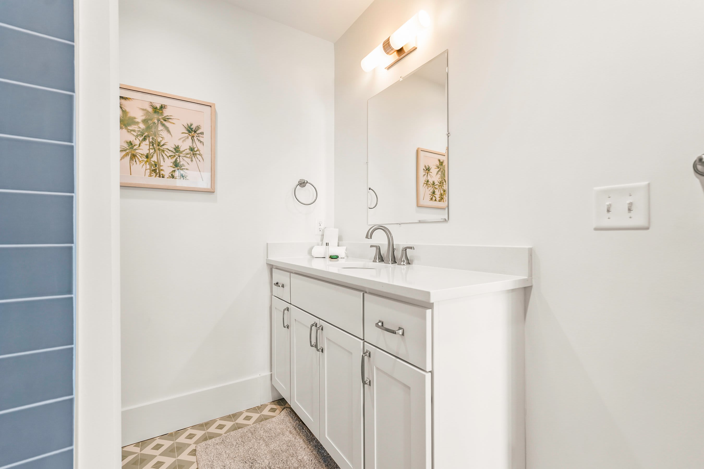 Shared Bathroom with Tub/Shower Combo
