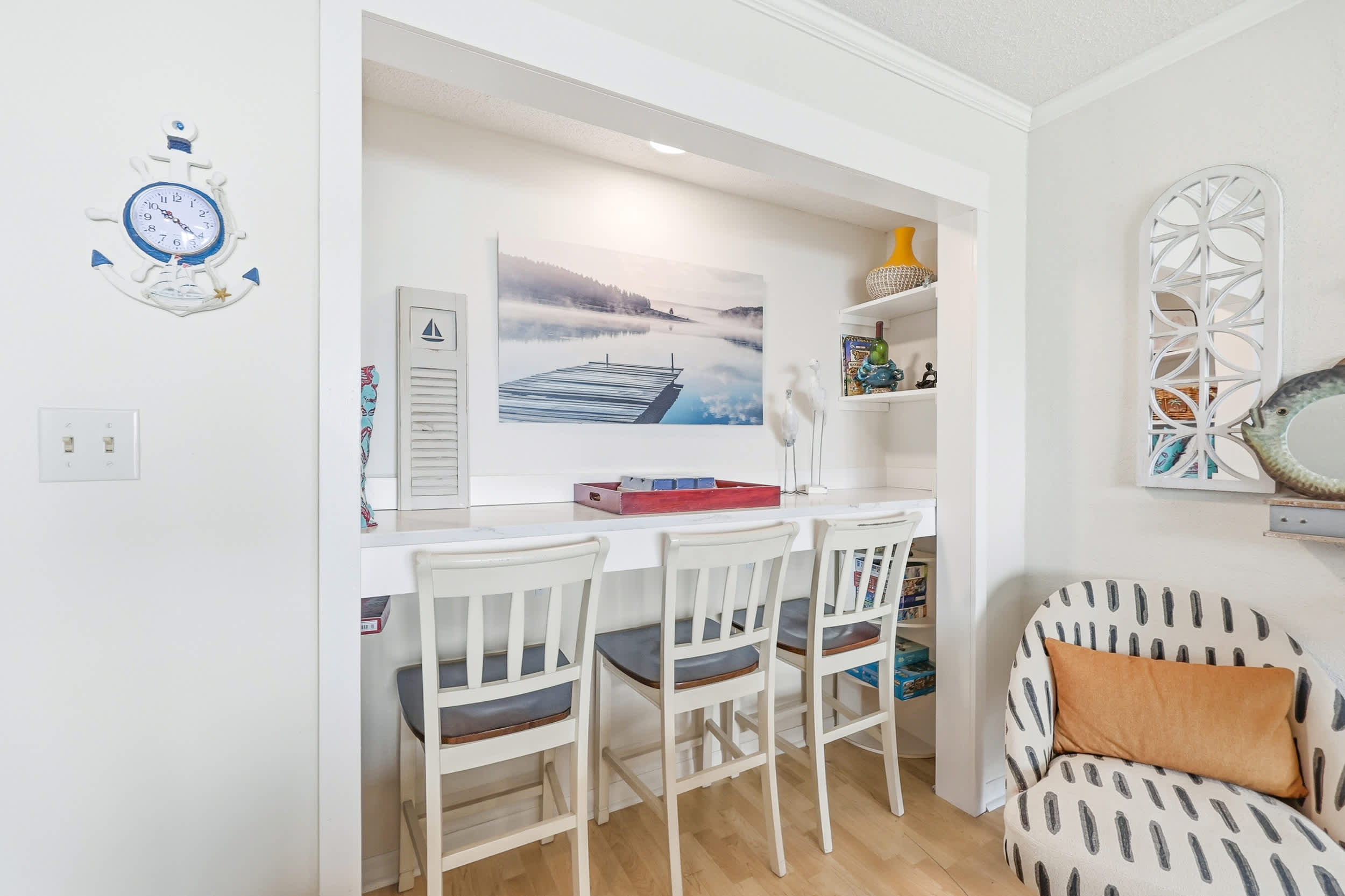 Ocean View Top Floor Condo w Pool and Hot Tub