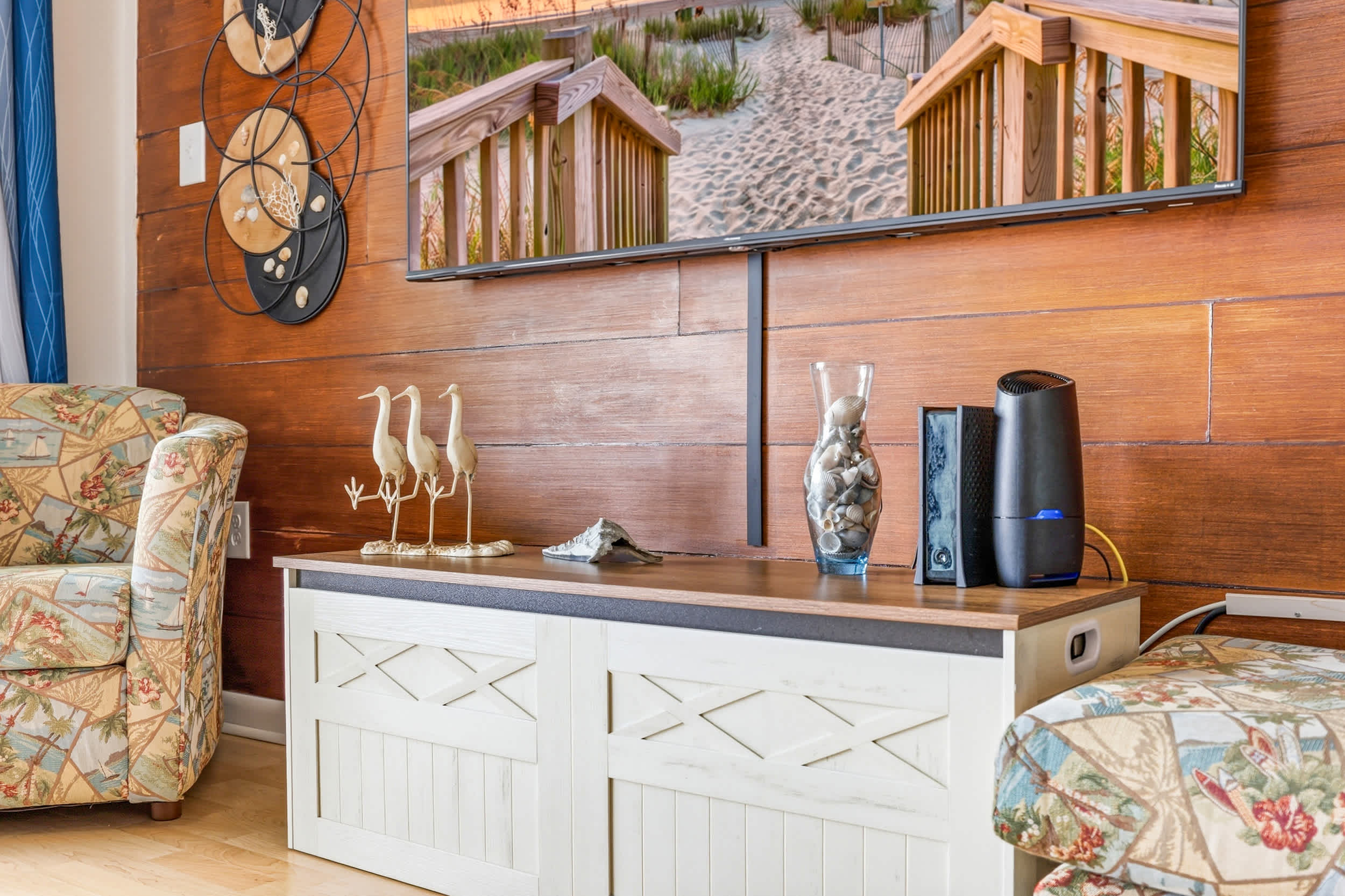 Ocean View Top Floor Condo w Pool and Hot Tub