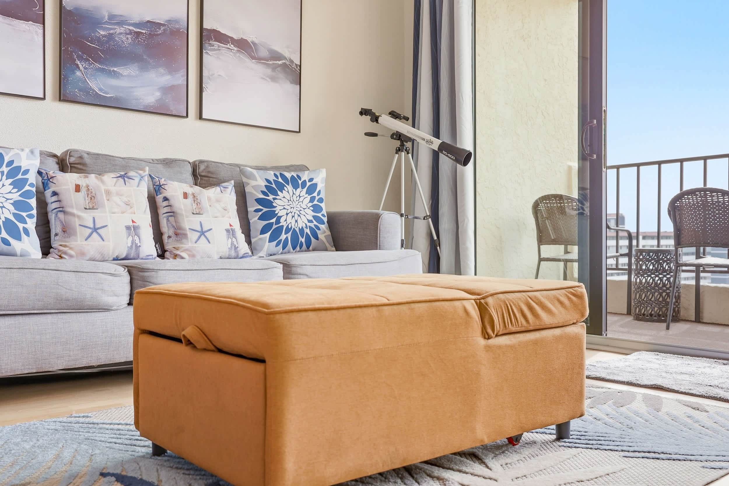 Ocean View Top Floor Condo w Pool and Hot Tub