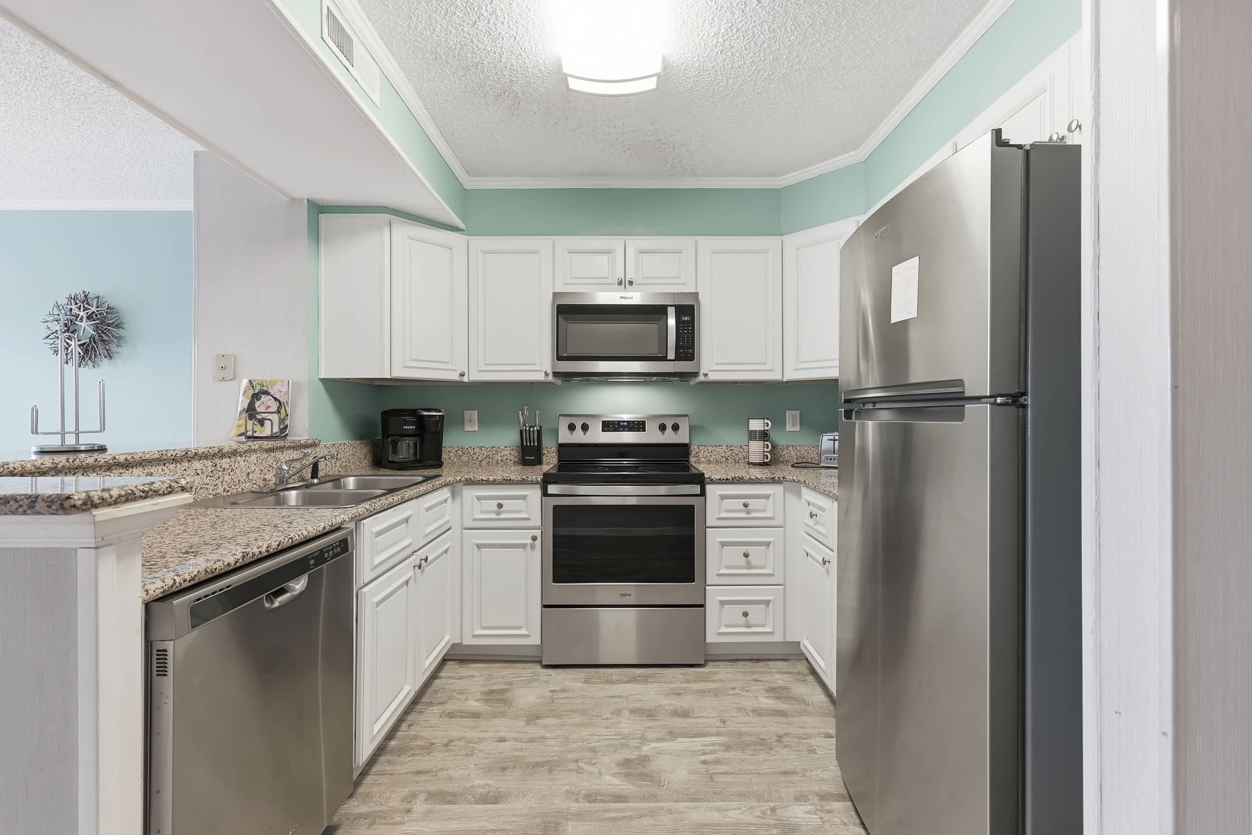 Sweet Caroline Remodeled with Partial Ocean View and Oceanfront Pool