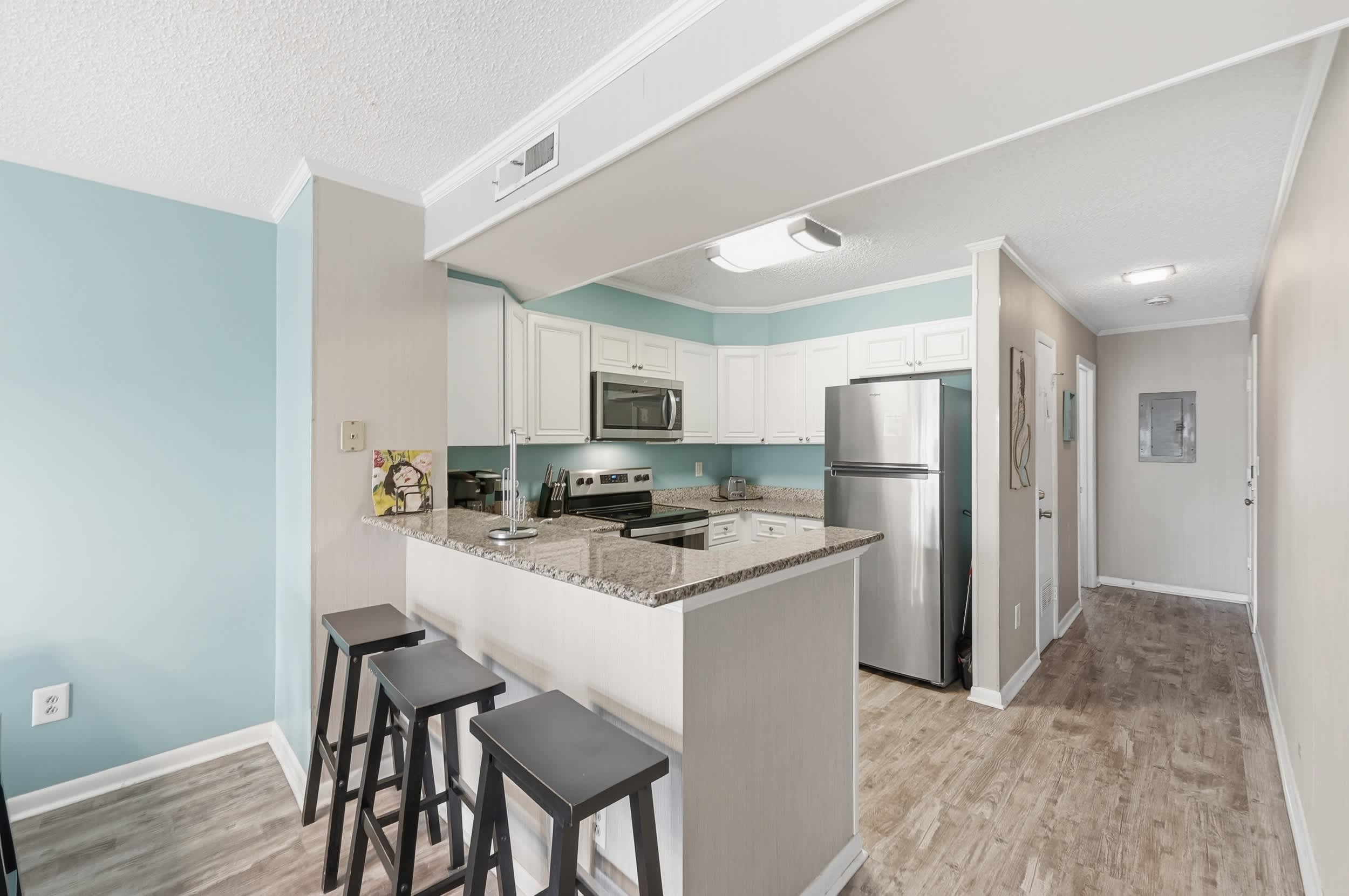 Sweet Caroline Remodeled with Partial Ocean View and Oceanfront Pool