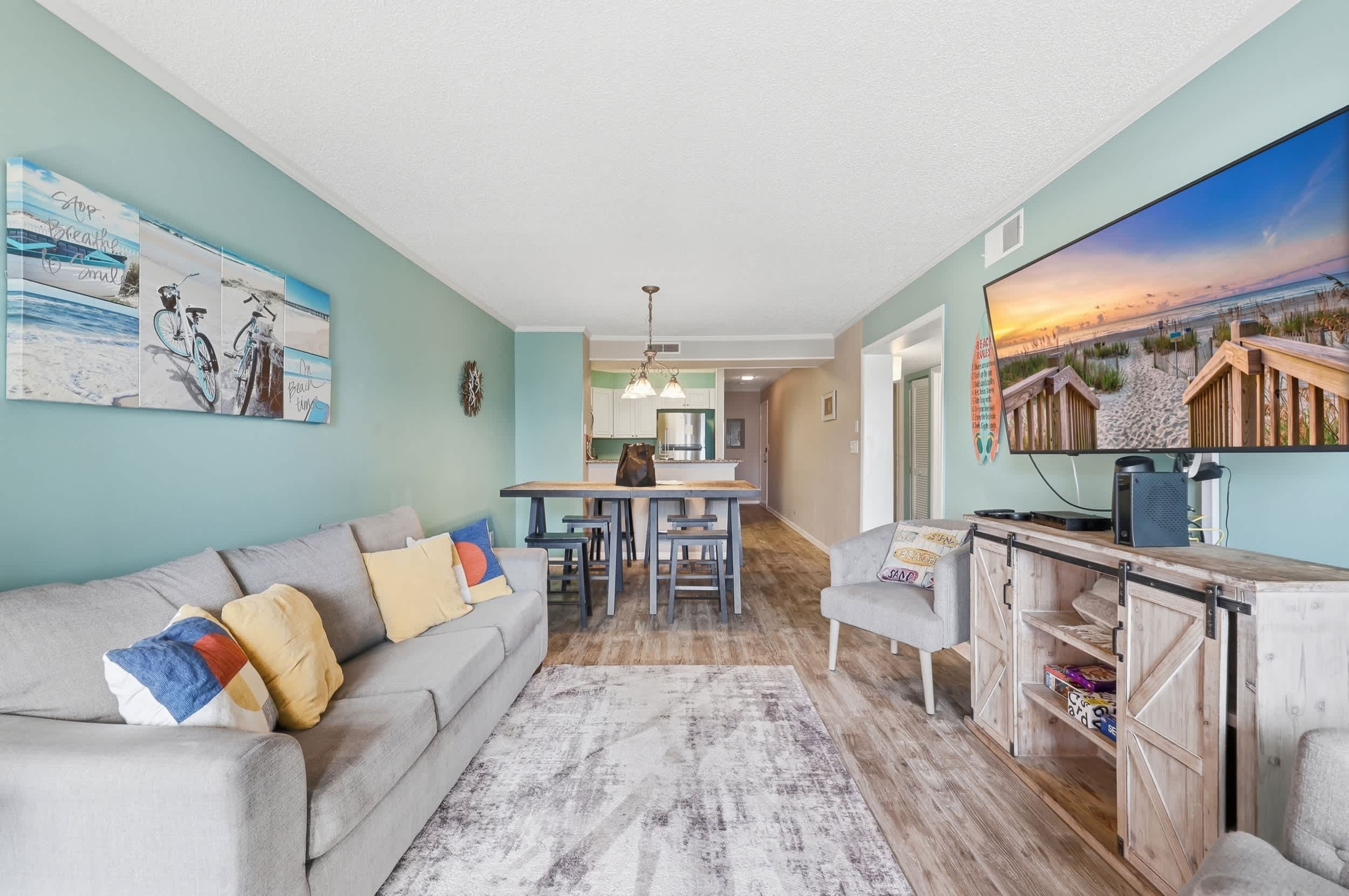 Sweet Caroline Remodeled with Partial Ocean View and Oceanfront Pool