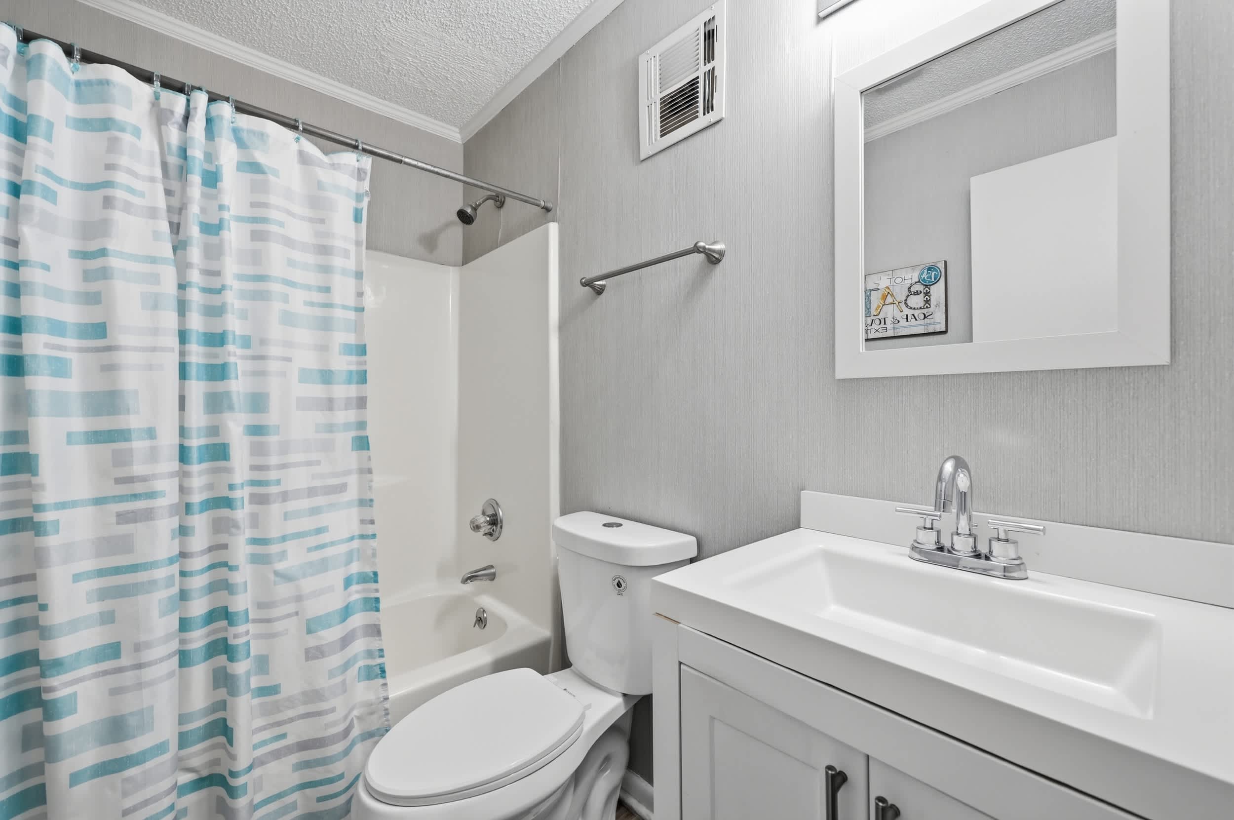 Sweet Caroline Remodeled with Partial Ocean View and Oceanfront Pool