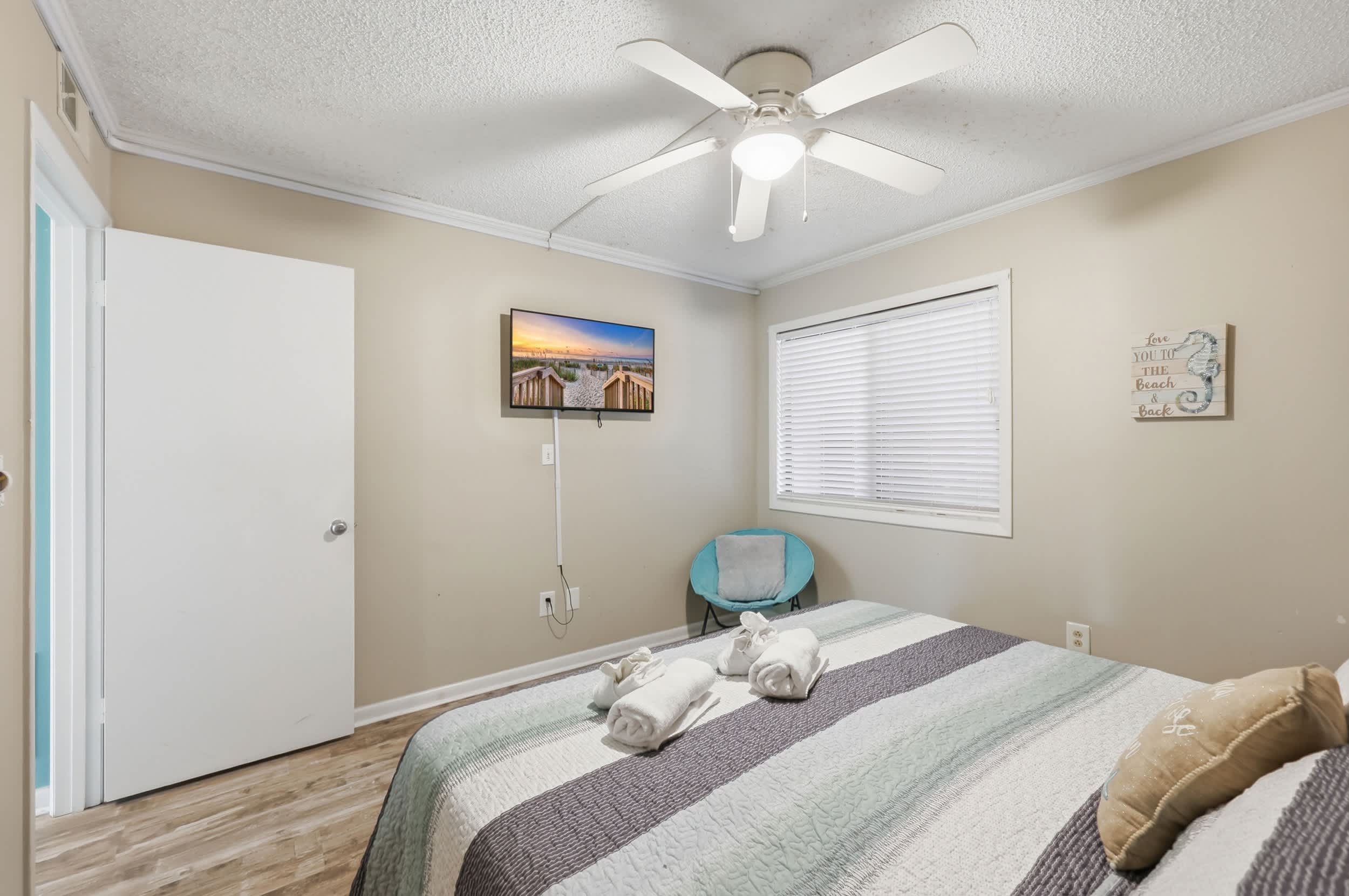 Sweet Caroline Remodeled with Partial Ocean View and Oceanfront Pool