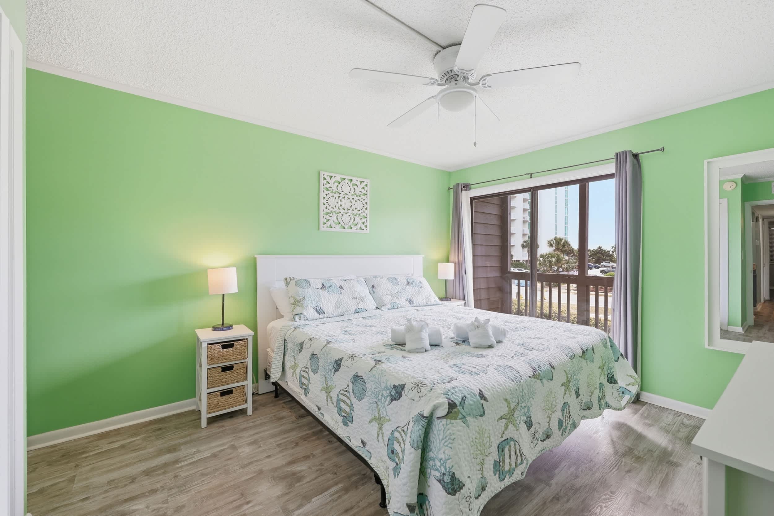 Sweet Caroline Remodeled with Partial Ocean View and Oceanfront Pool