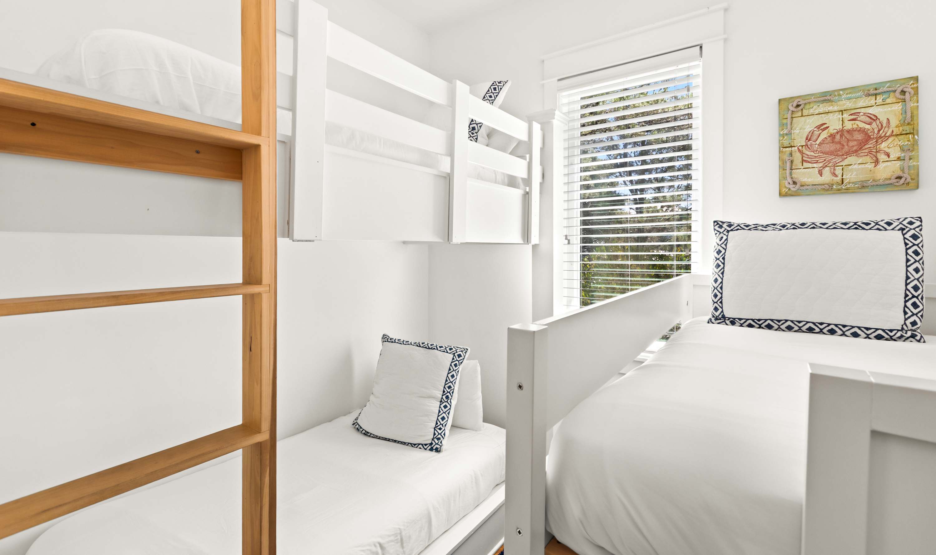 Santa Rosa Getaway | Shared Pool + Golf Cart