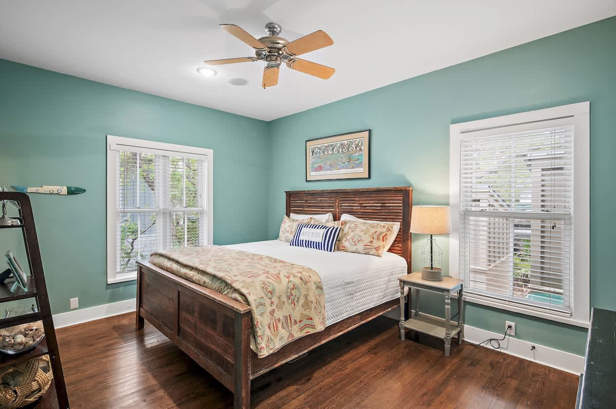 Mississippi Magnolia | 3 BR/3BA | Walk To Beach!