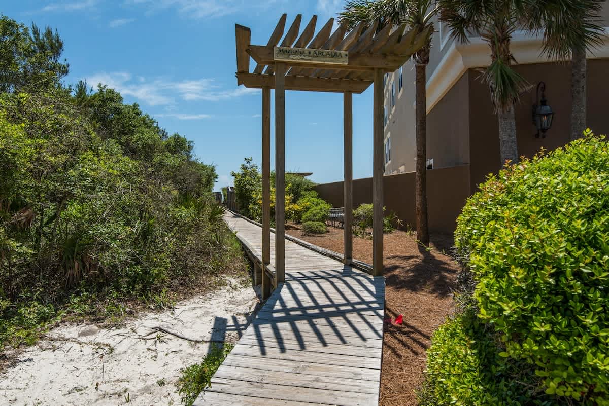 Southern Tides 4BR/4.5BA | Sleeps 14 | Golf Cart