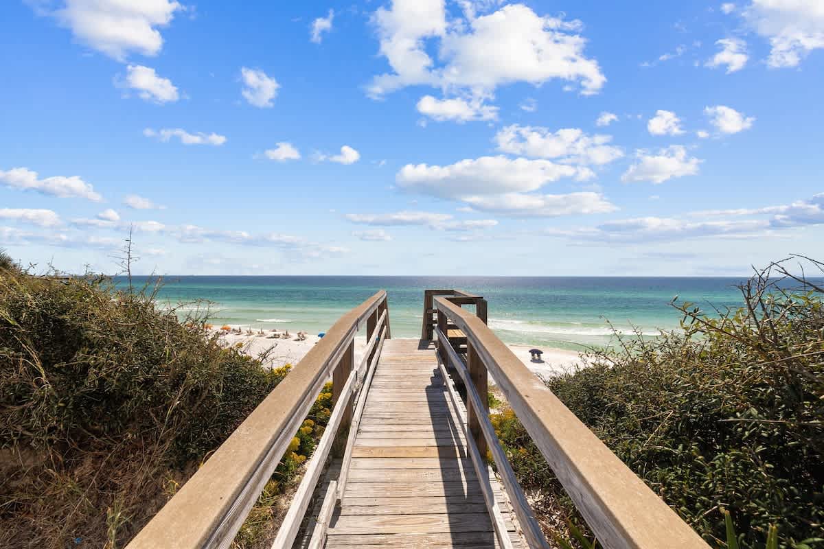 Southern Tides 4BR/4.5BA | Sleeps 14 | Golf Cart