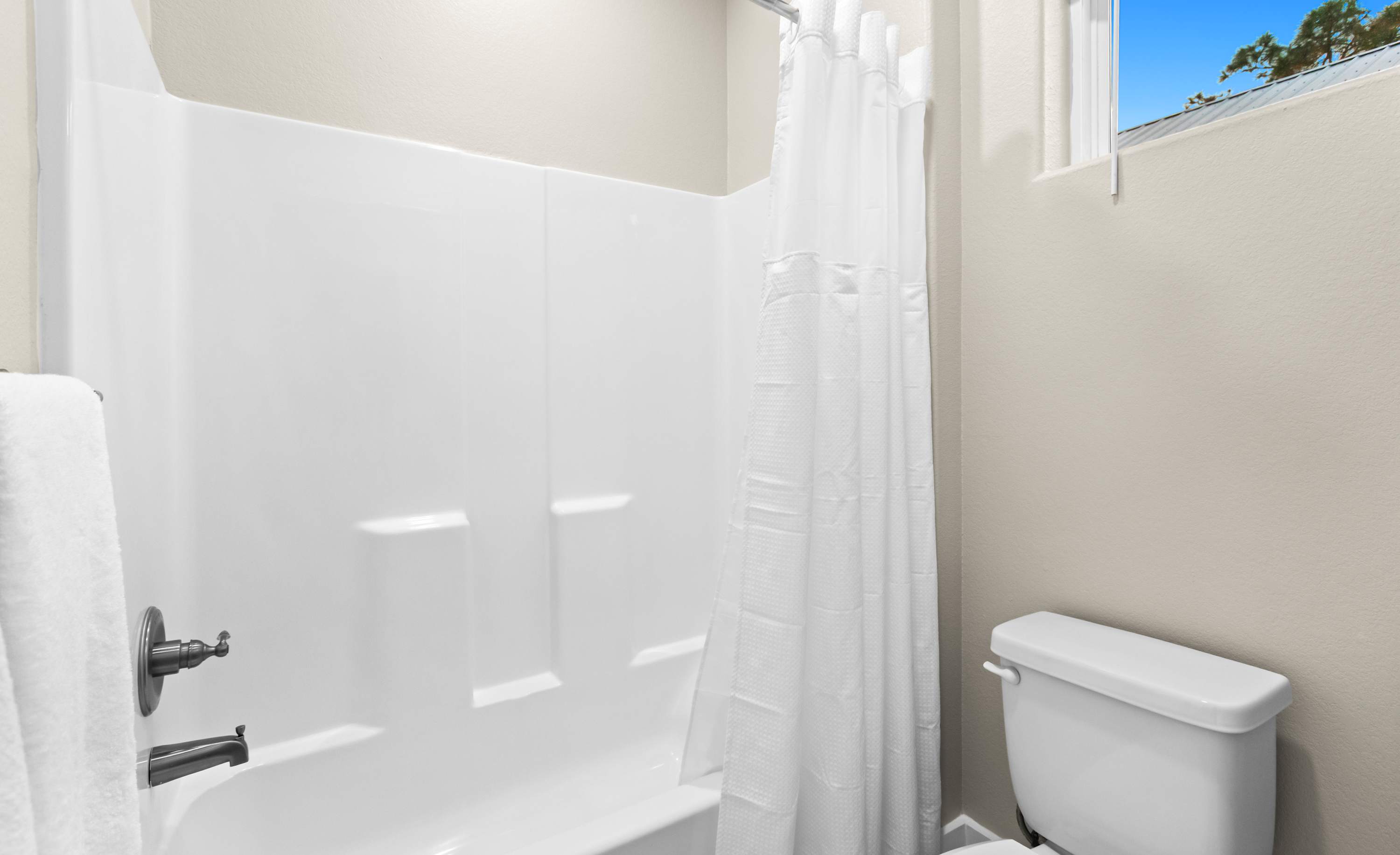 Sleeps 15 | Game Room | Walk To Beach
