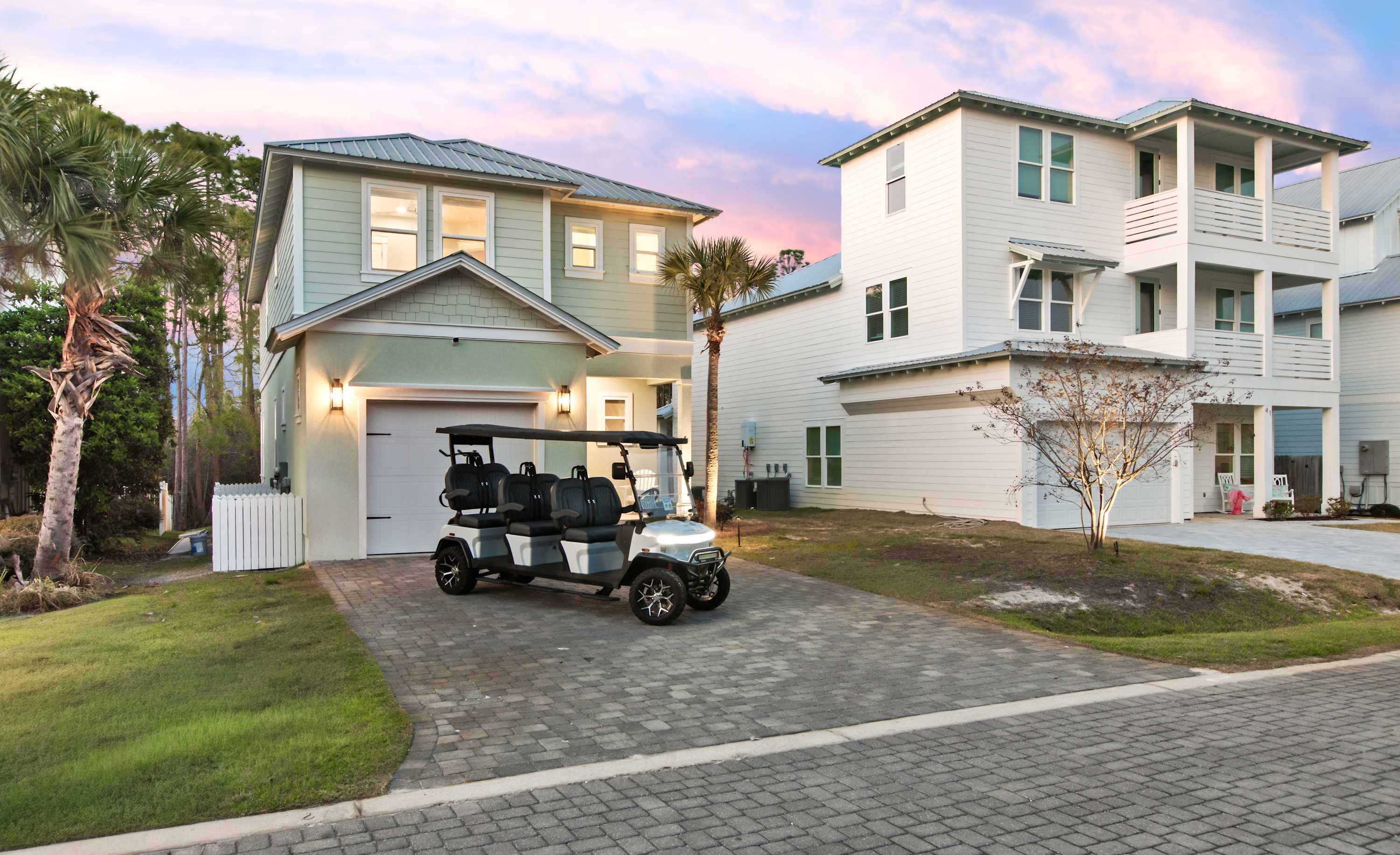 Sleeps 15 | Game Room | Walk To Beach