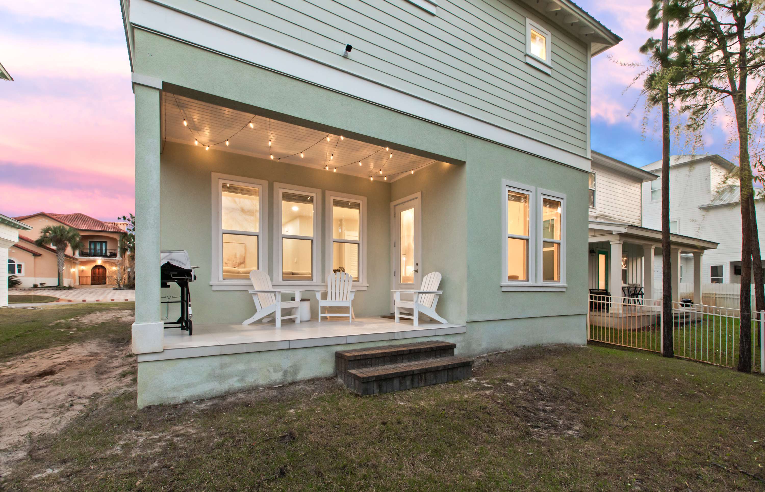 Sleeps 15 | Game Room | Walk To Beach