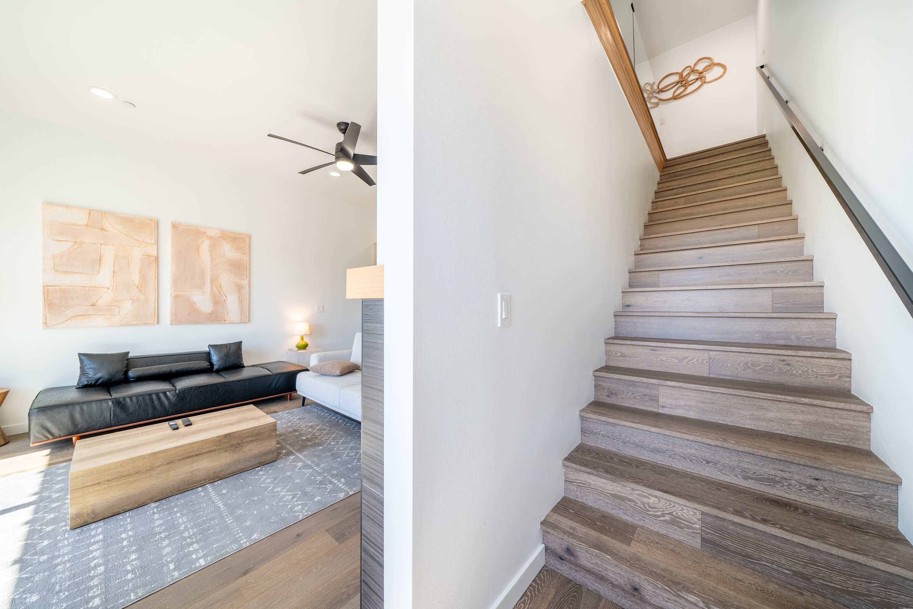 Alsea Bay View Townhome, Walk to Town + Hot Tub