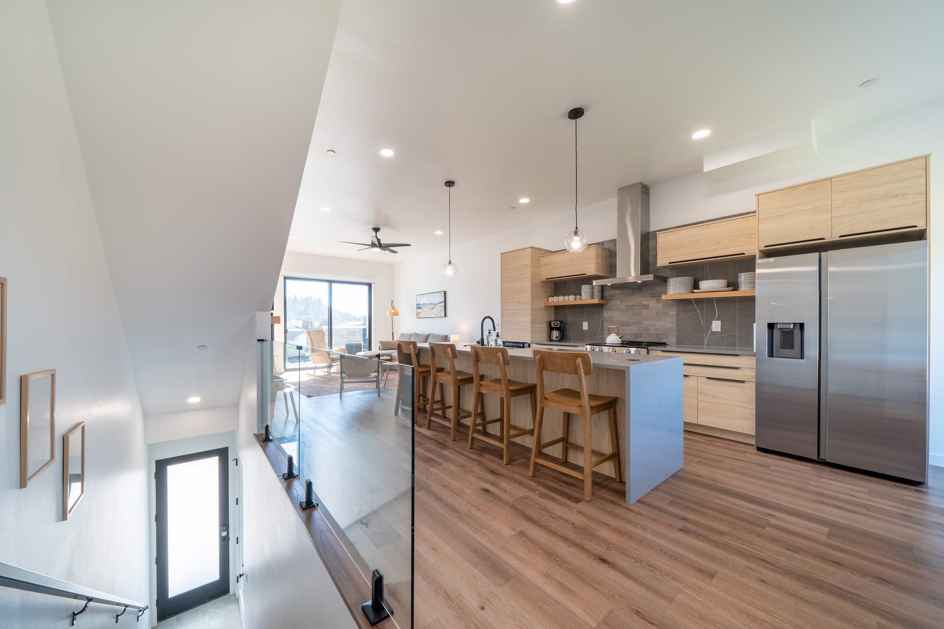 Alsea Bay View Stay + Hot Tub + Easy Walk to Town