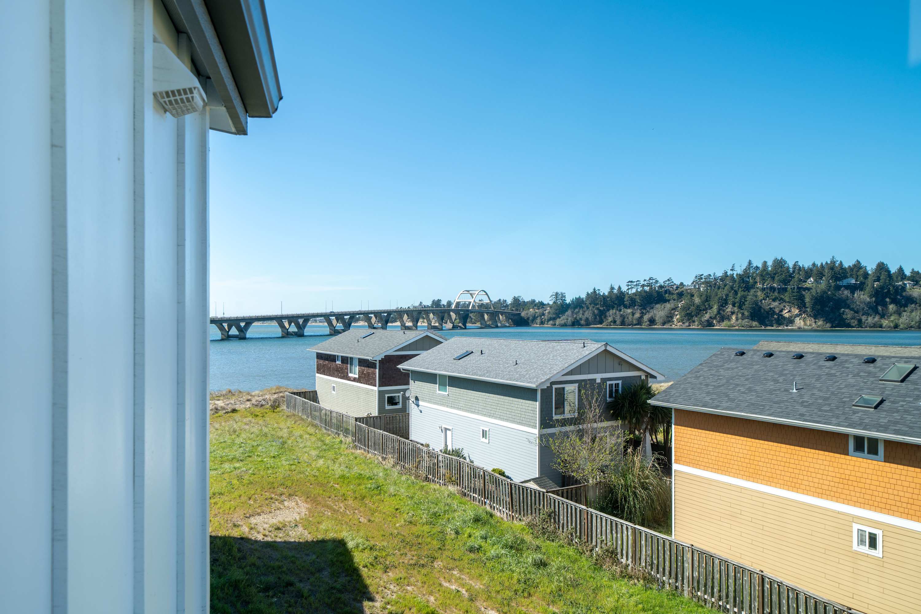 Alsea Bay View Stay + Hot Tub + Easy Walk to Town
