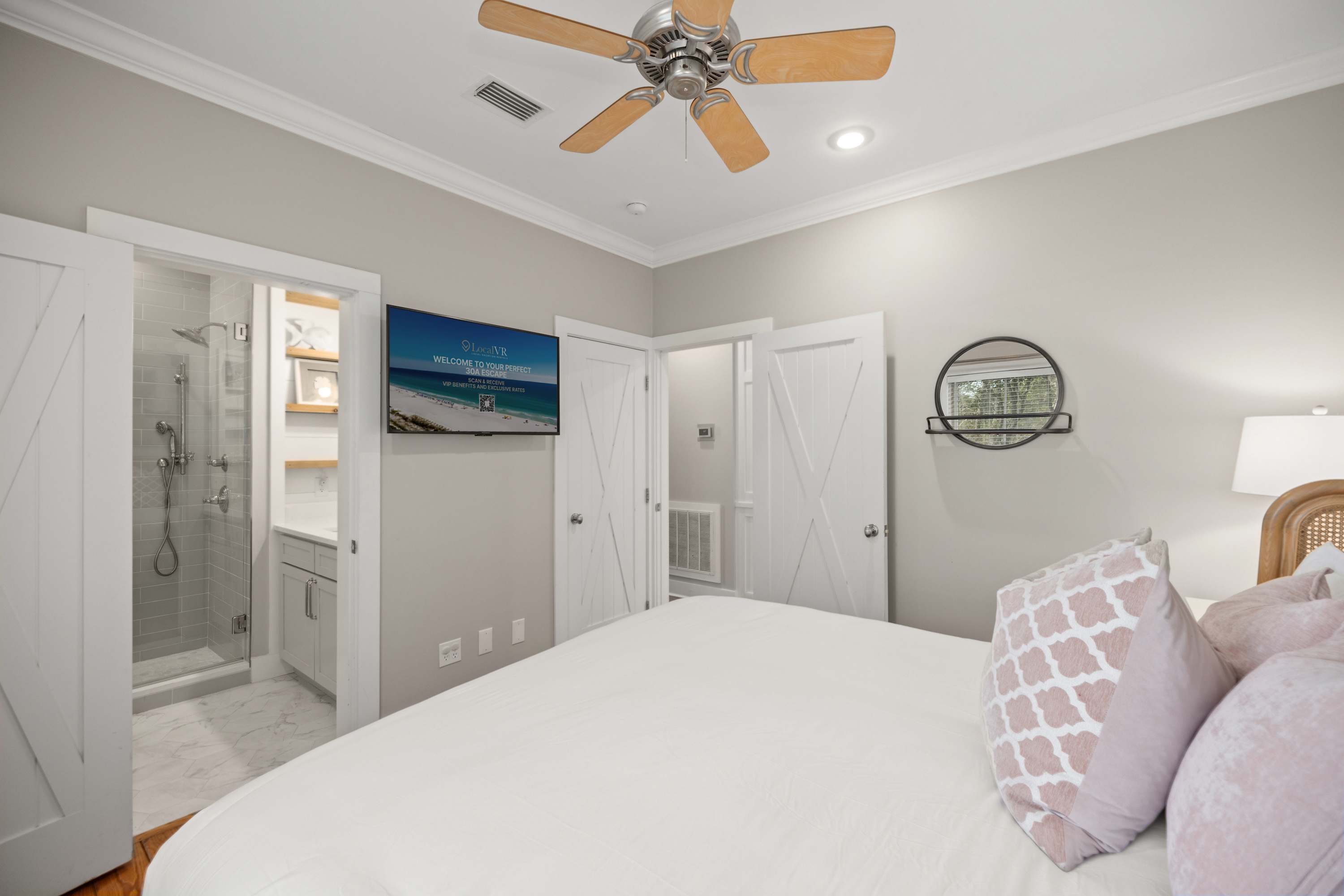 Driftwood Place | Newly Renovated | Bikes