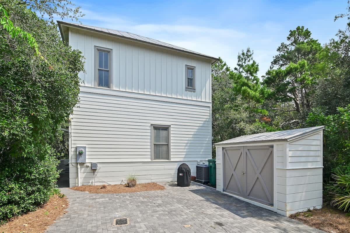 Driftwood Place | Newly Renovated | Bikes
