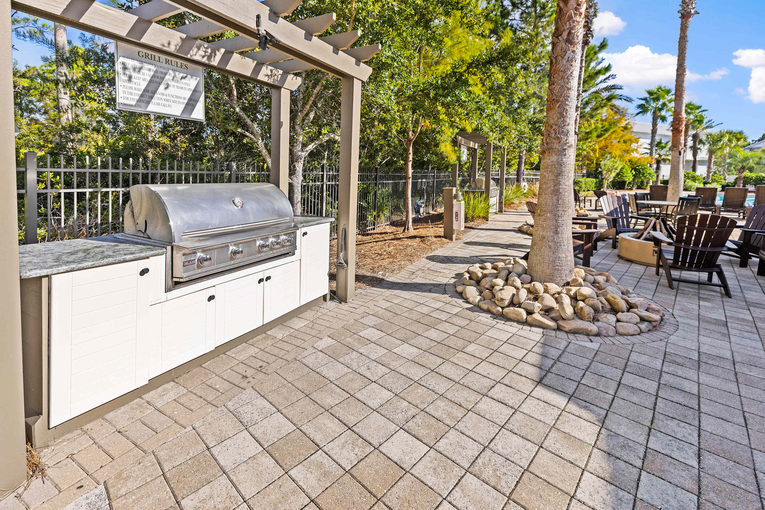30A Beach Retreat: Grill, Bikes & Pool Access