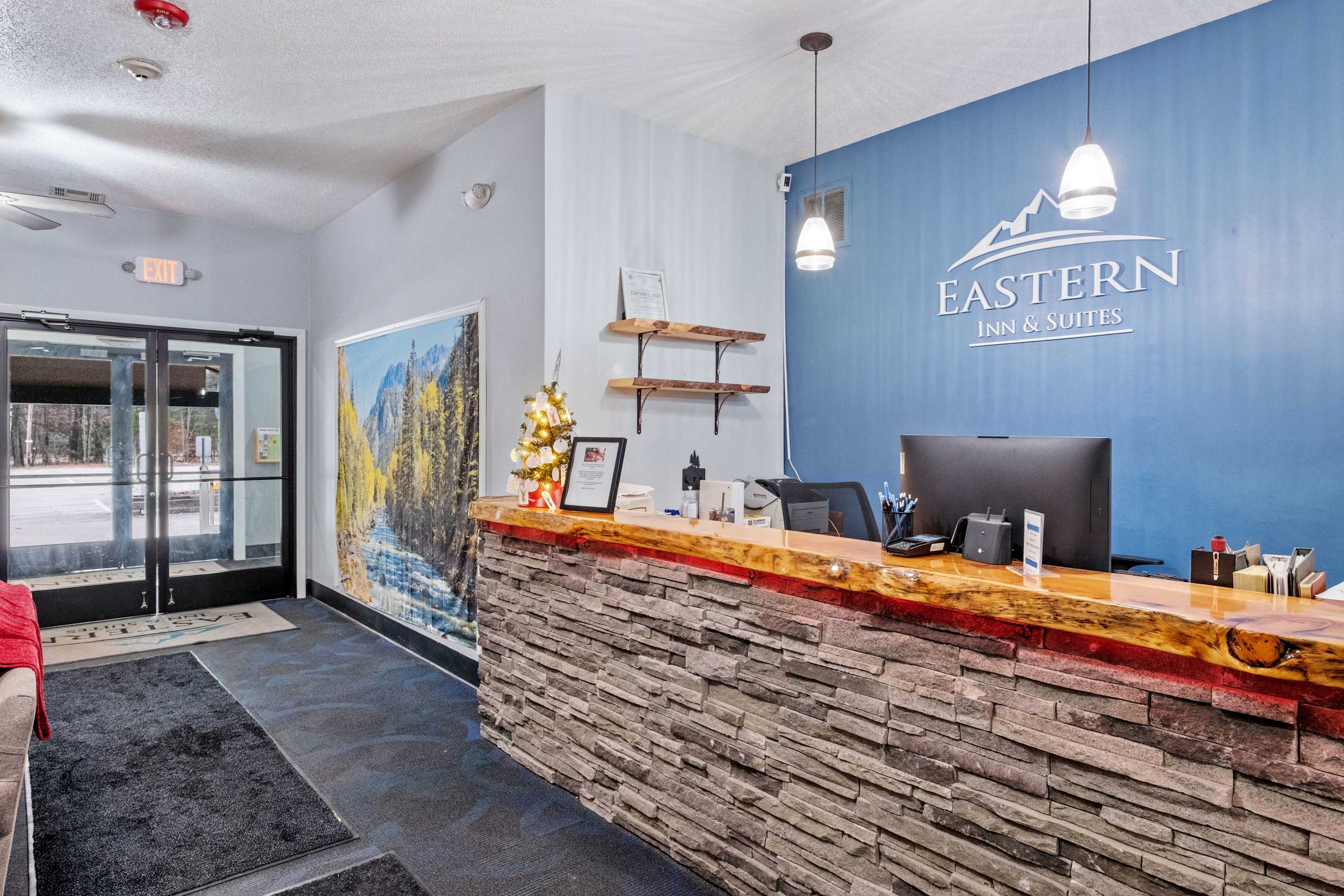 Deer Meadow Lodge – Suite for 4 8