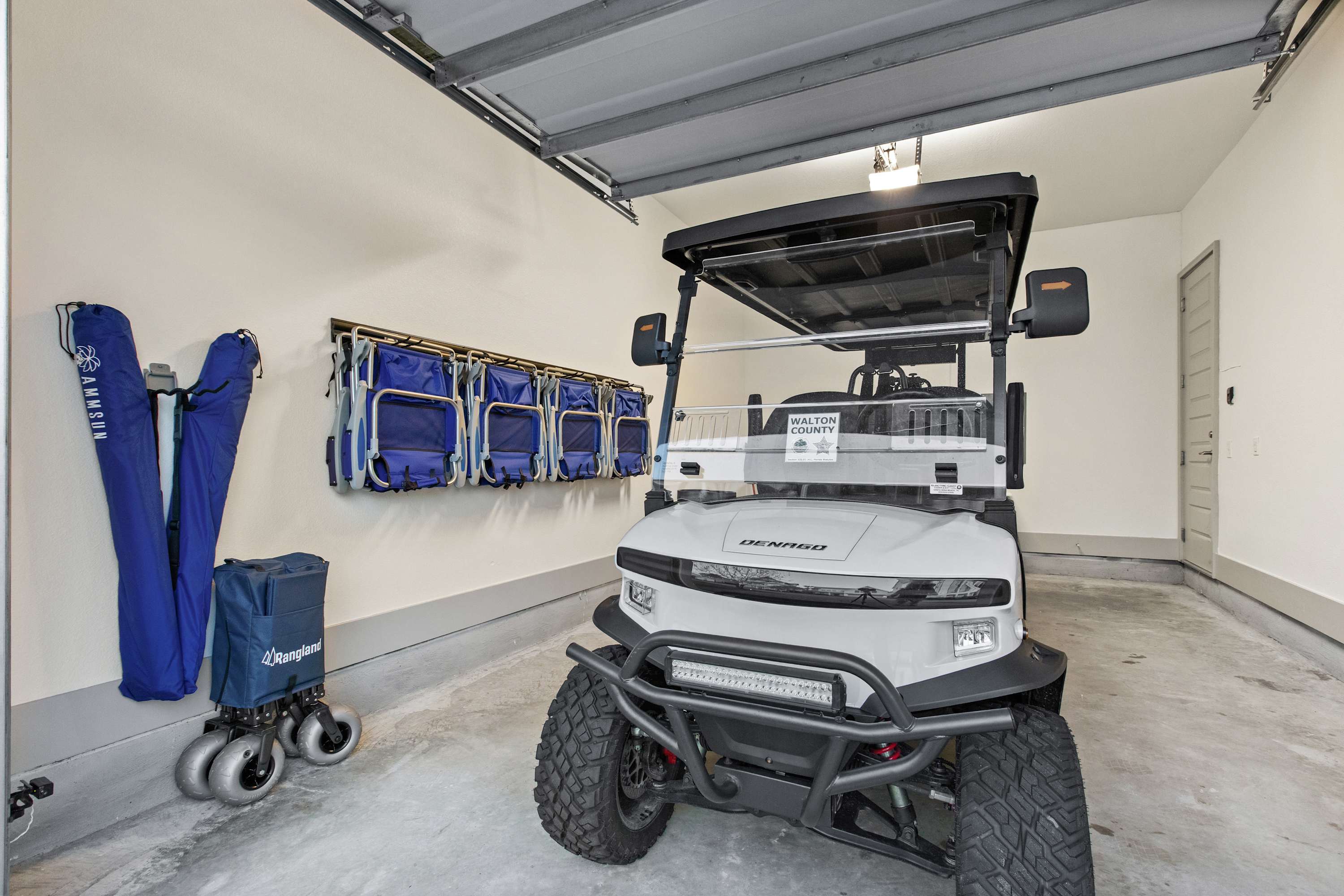 Sleeps 15 Walk to Beach  6-Seat Golf Cart