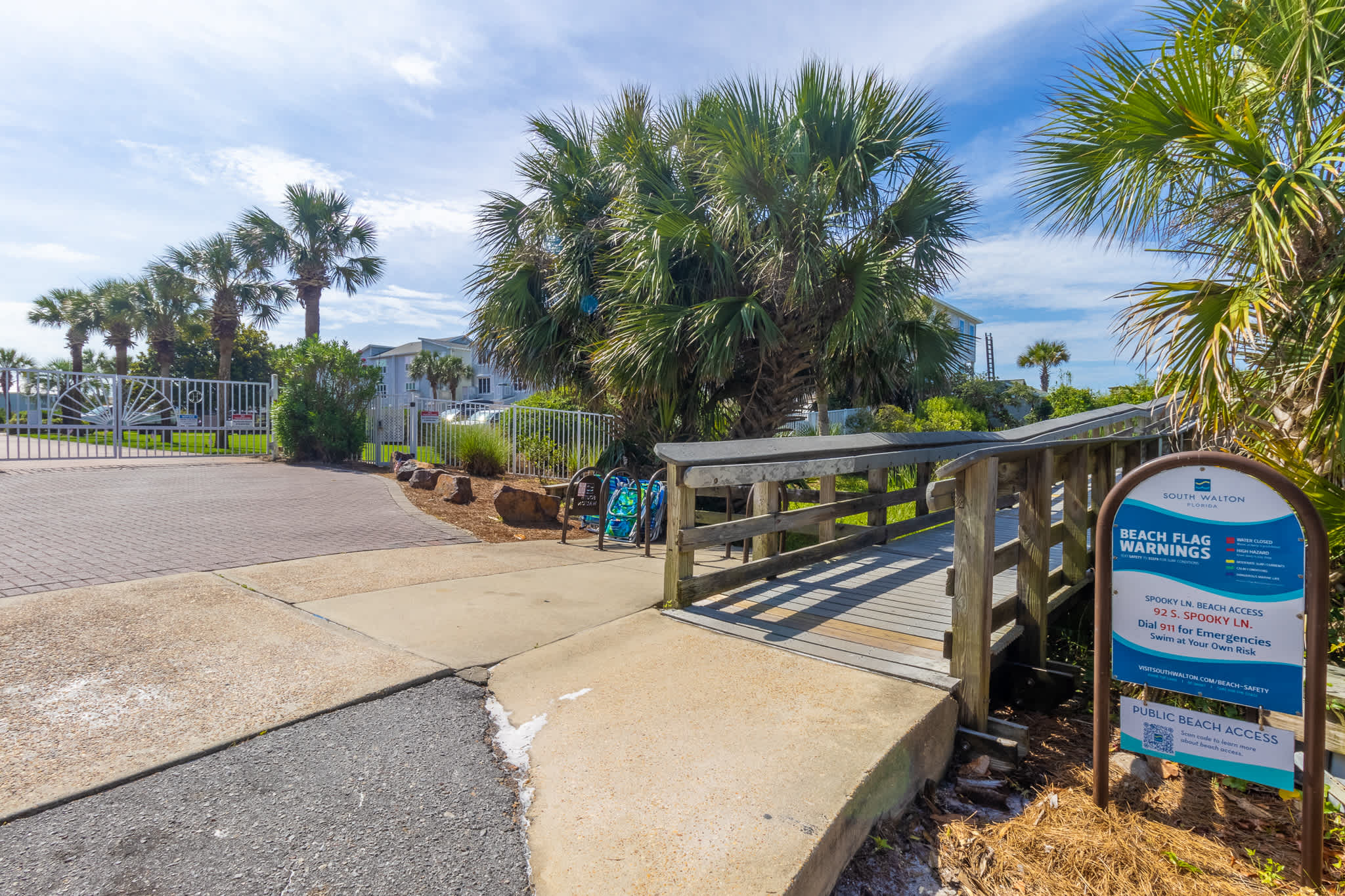 30A Gem | Fire Pit + Modern Decor