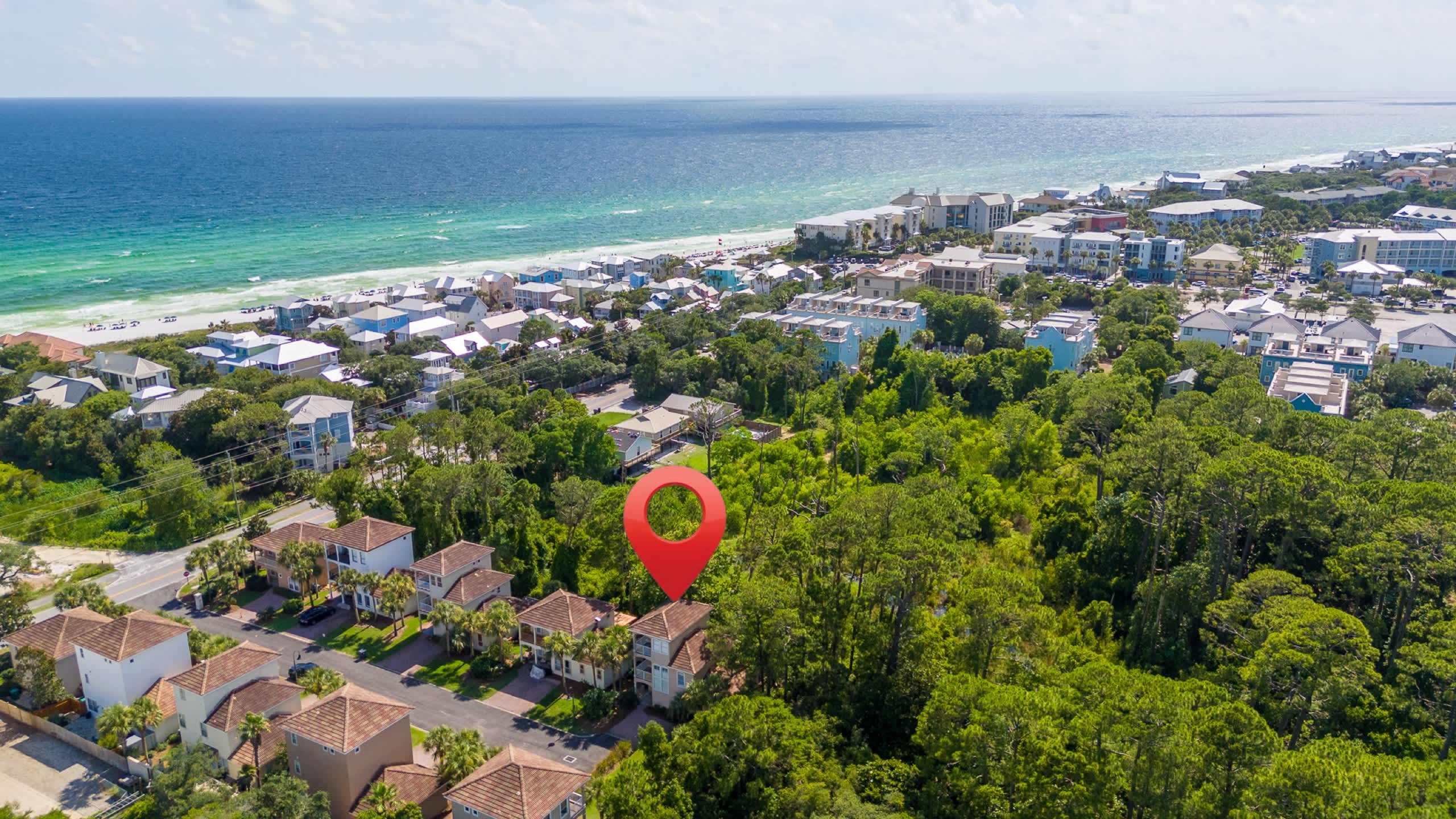 30A Gem | Fire Pit + Modern Decor