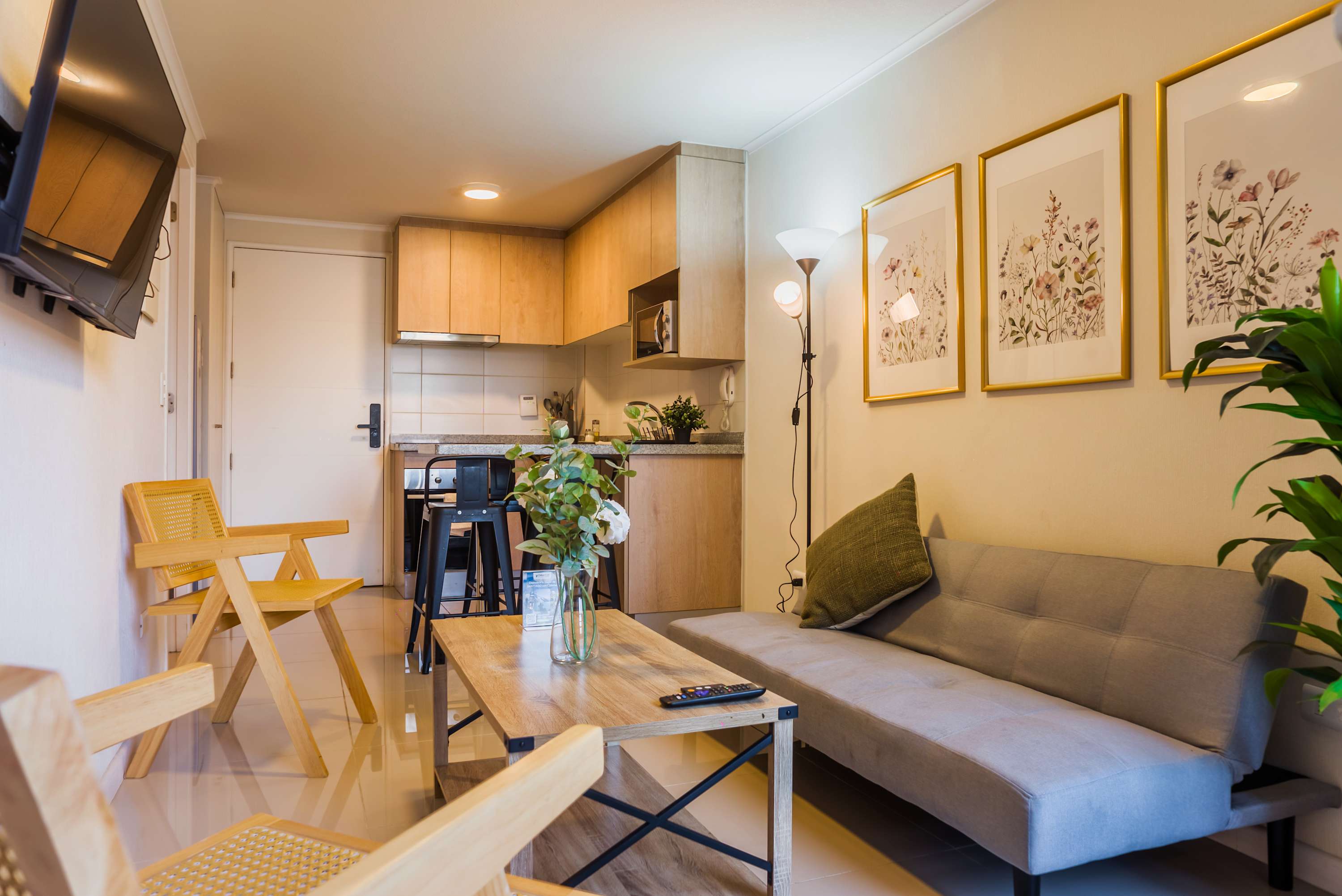 Chic 1BR Urban Retreat in Santiago | Modern Stay