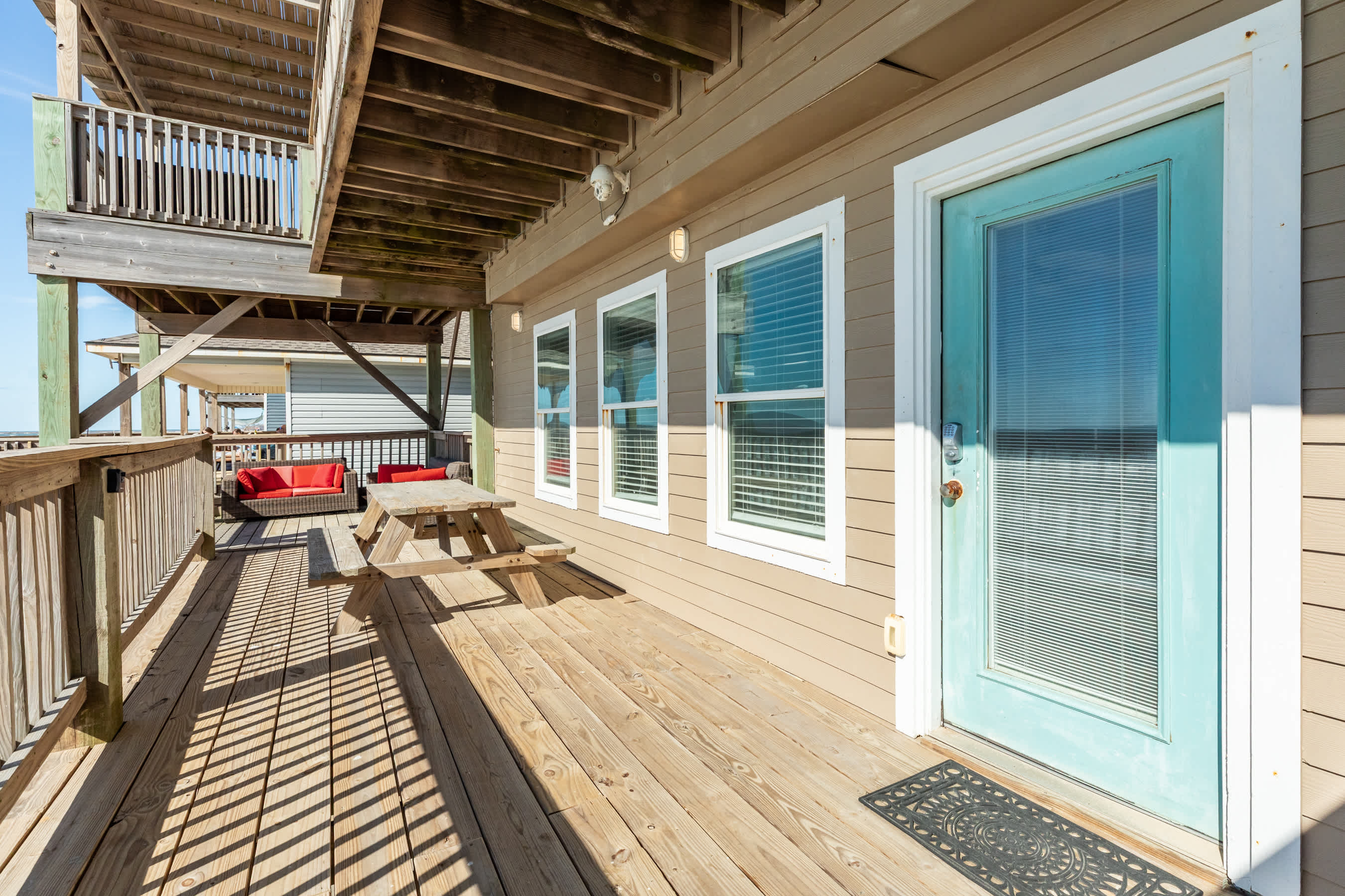 Paradise Point Barefoot Beachfront Living 6