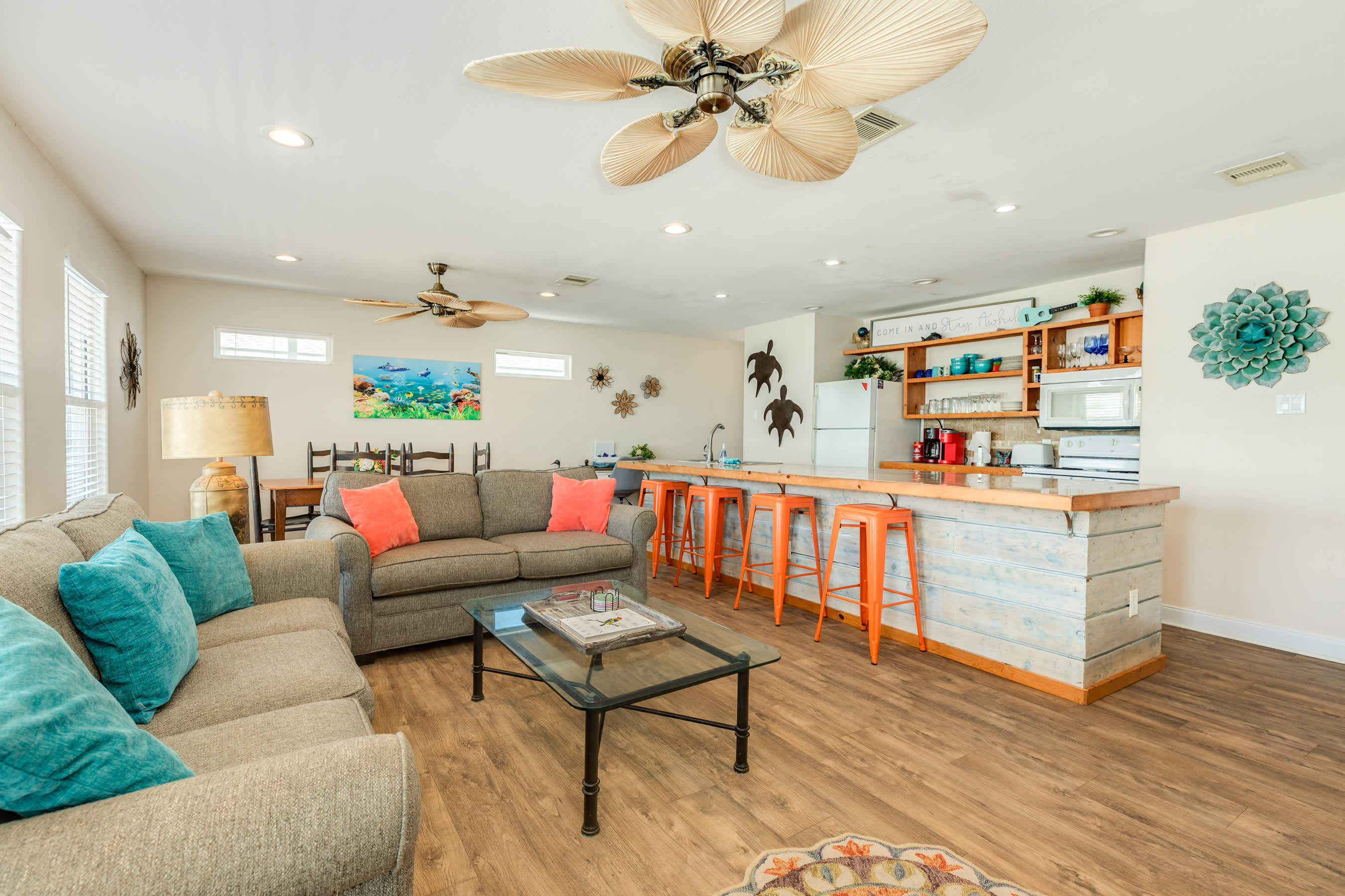 Paradise Point Barefoot Beachfront Living 7