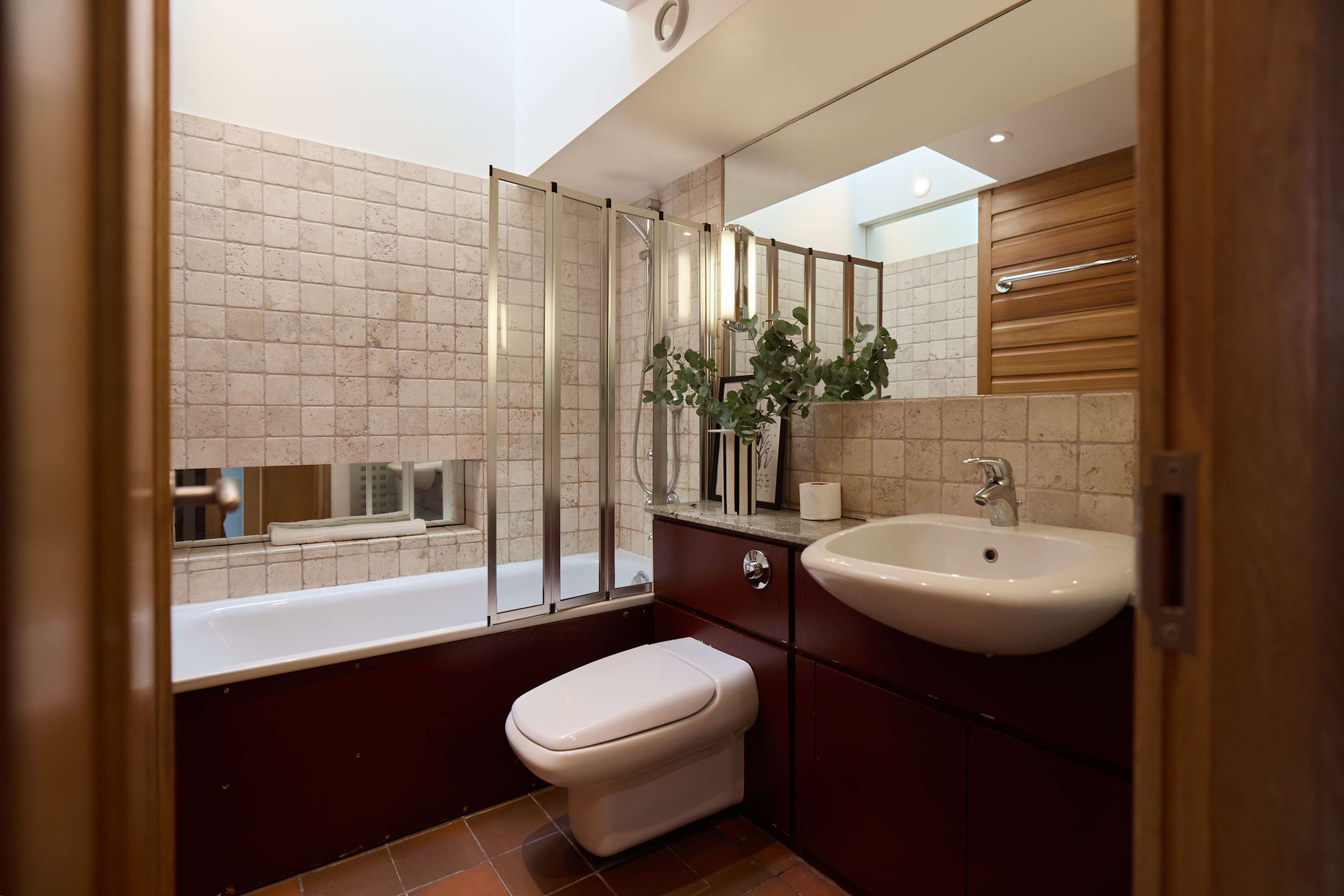 The Union Gallery Loft in Kingsland Road 78 E2 8DP - Property image 5 - VivreStays