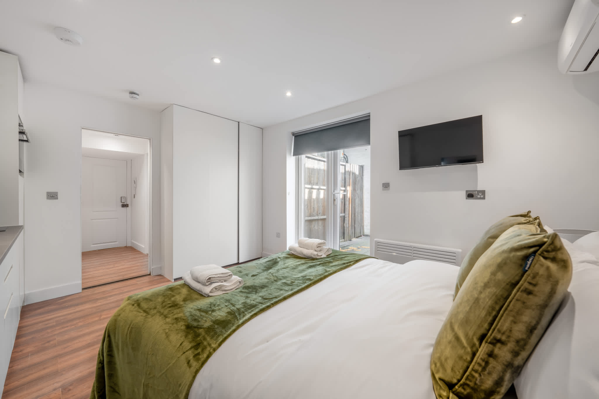 Comfort Studio with Terrace in Knightsbridge in Beaufort Gardens SW3 1QH - Property image 6 - VivreStays