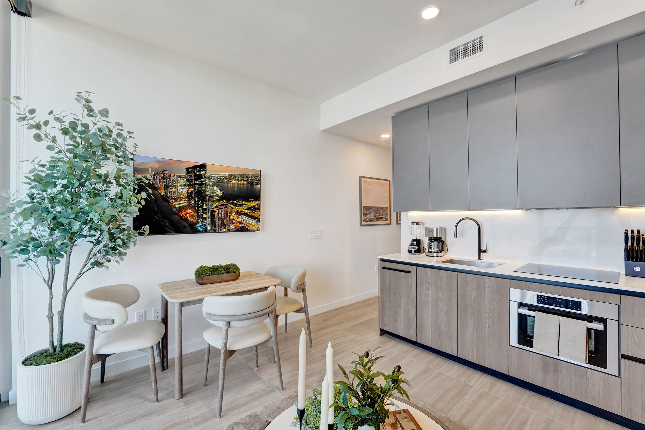 Luxury Ocean View Miami Beach Condo