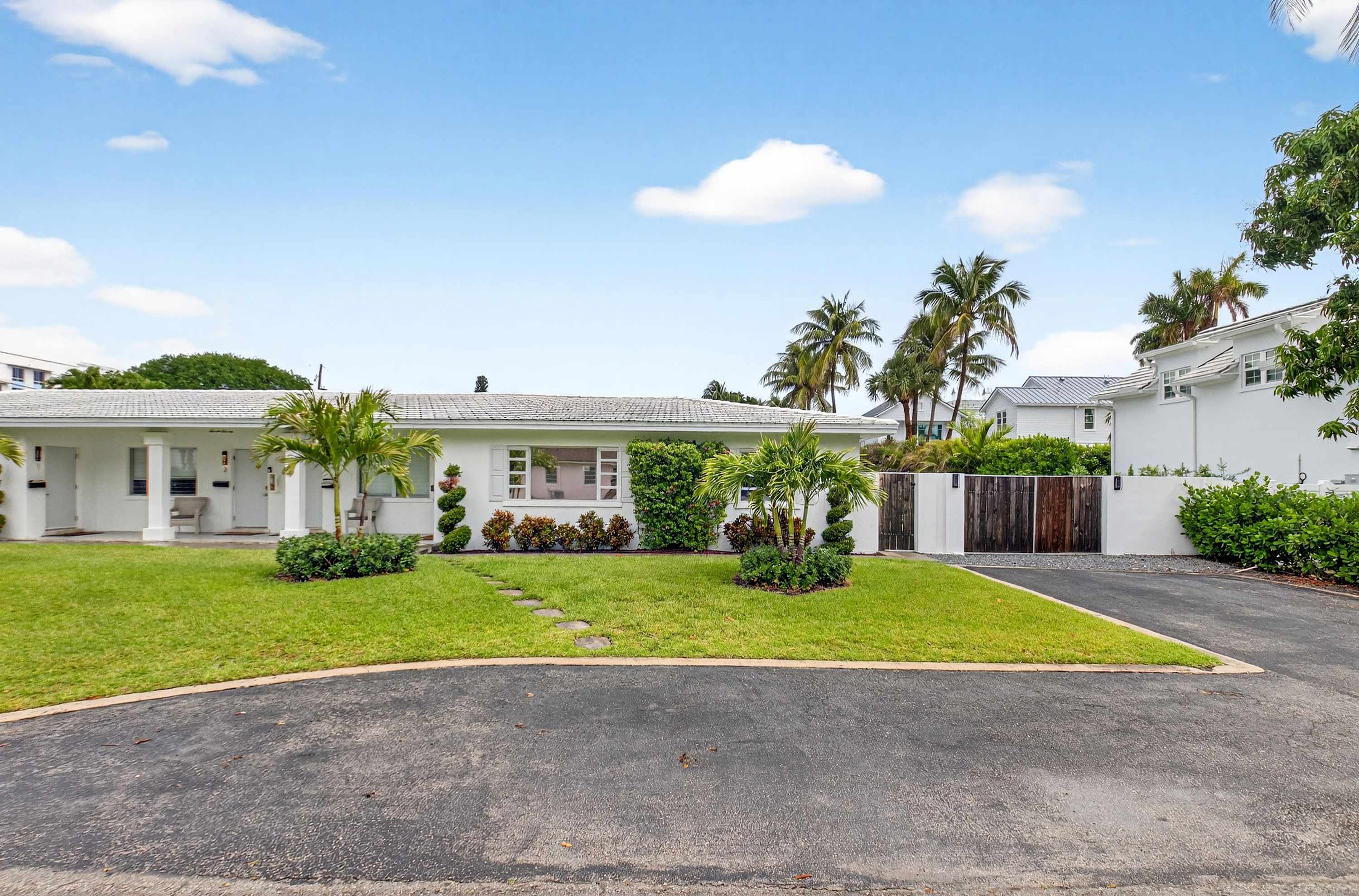 Marina Row 4 – Beach, Shops 6