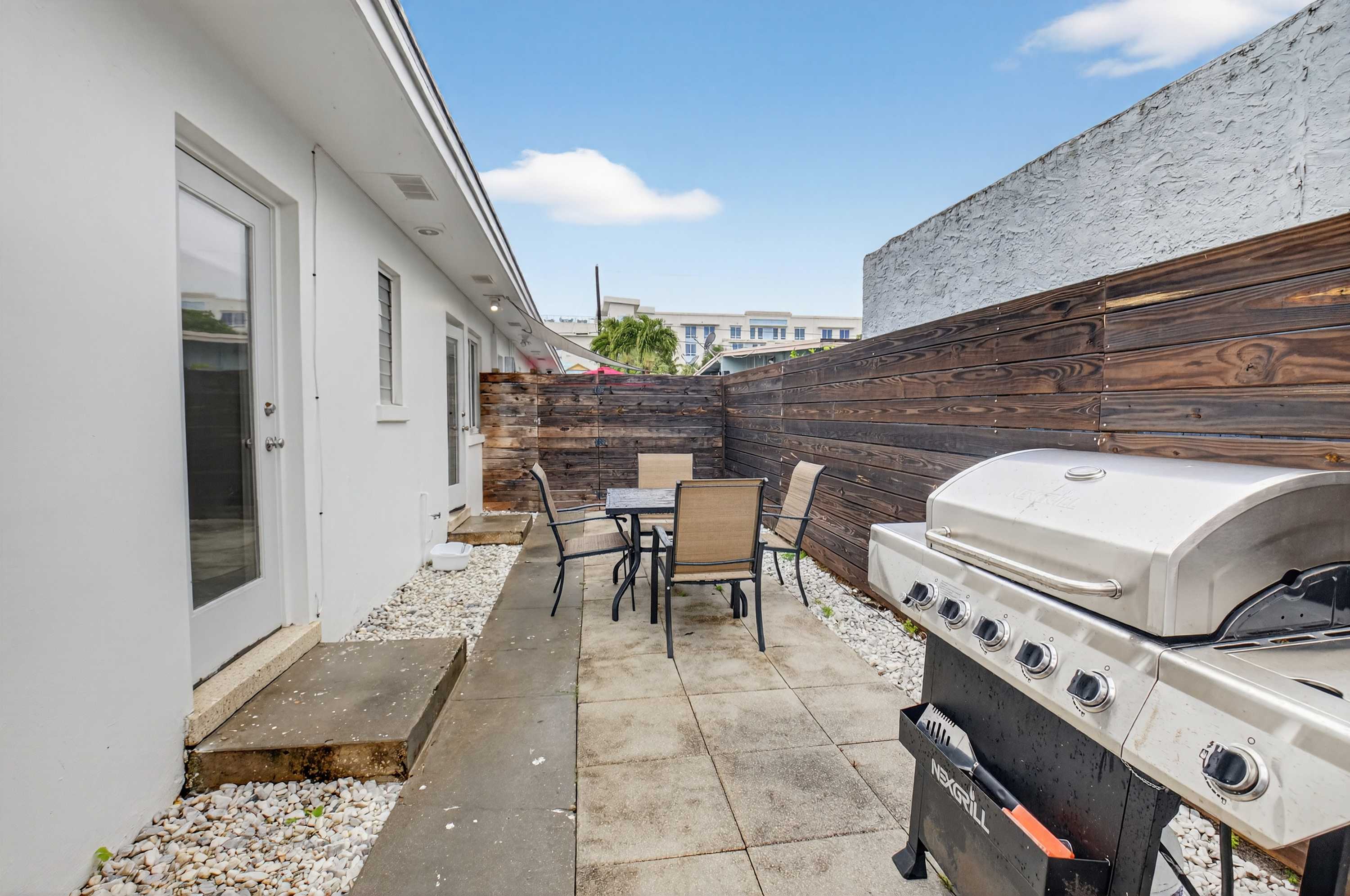 Marina Row 4 – Beach, Shops 2