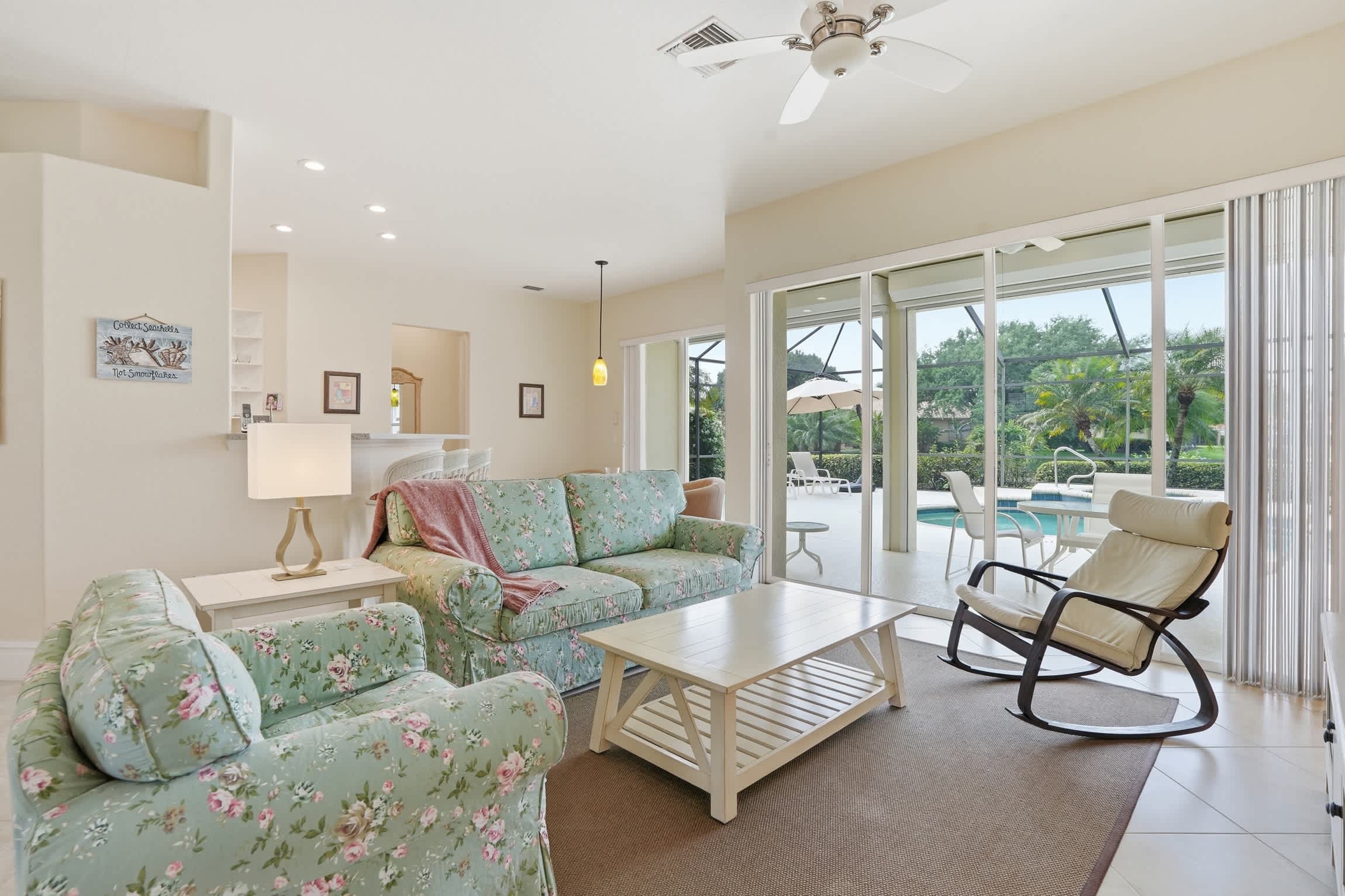 Naples Vineyards Living Private Pool Spa | Photo 10