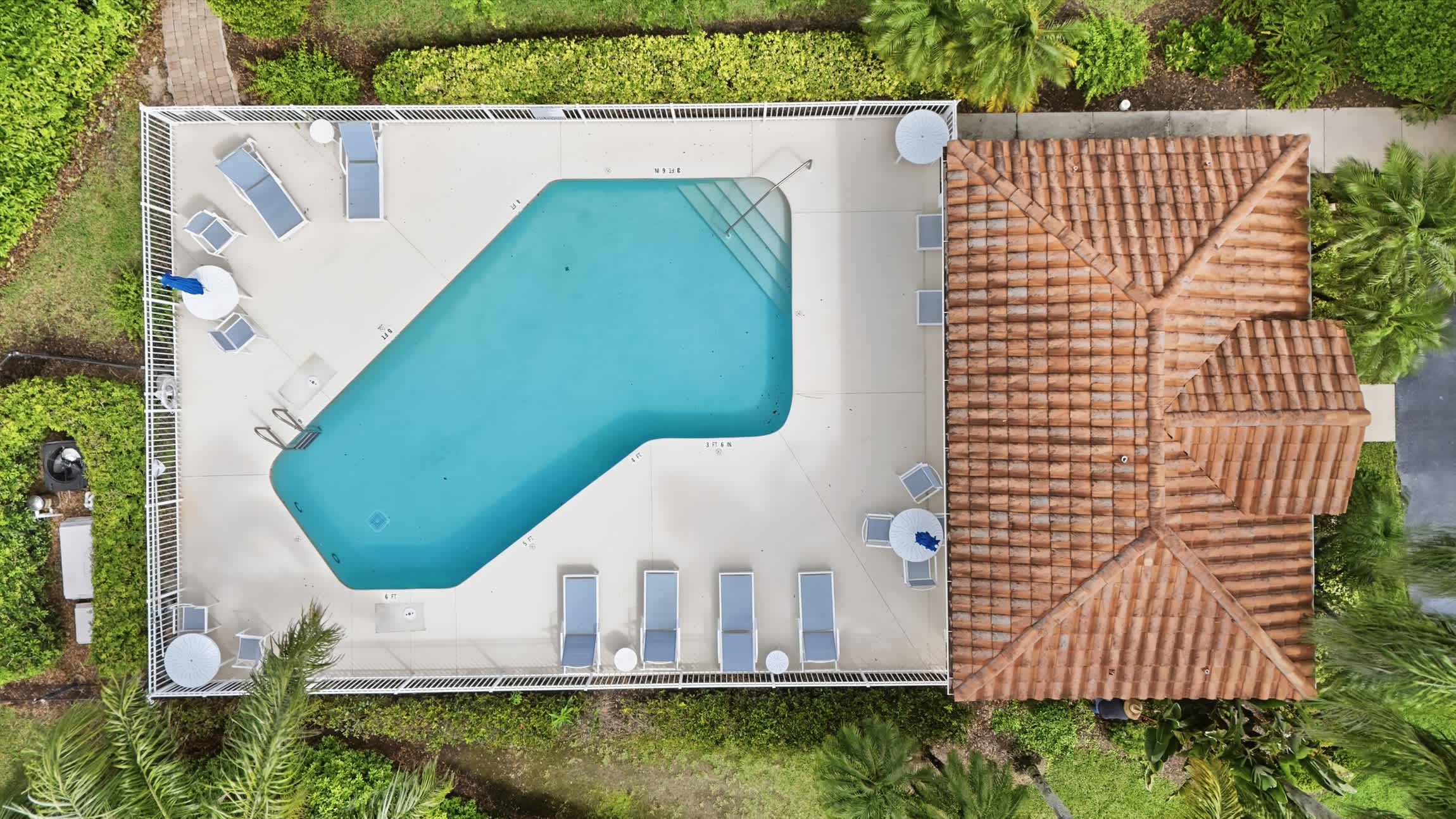 Naples Vineyards Living Private Pool Spa | Photo 44