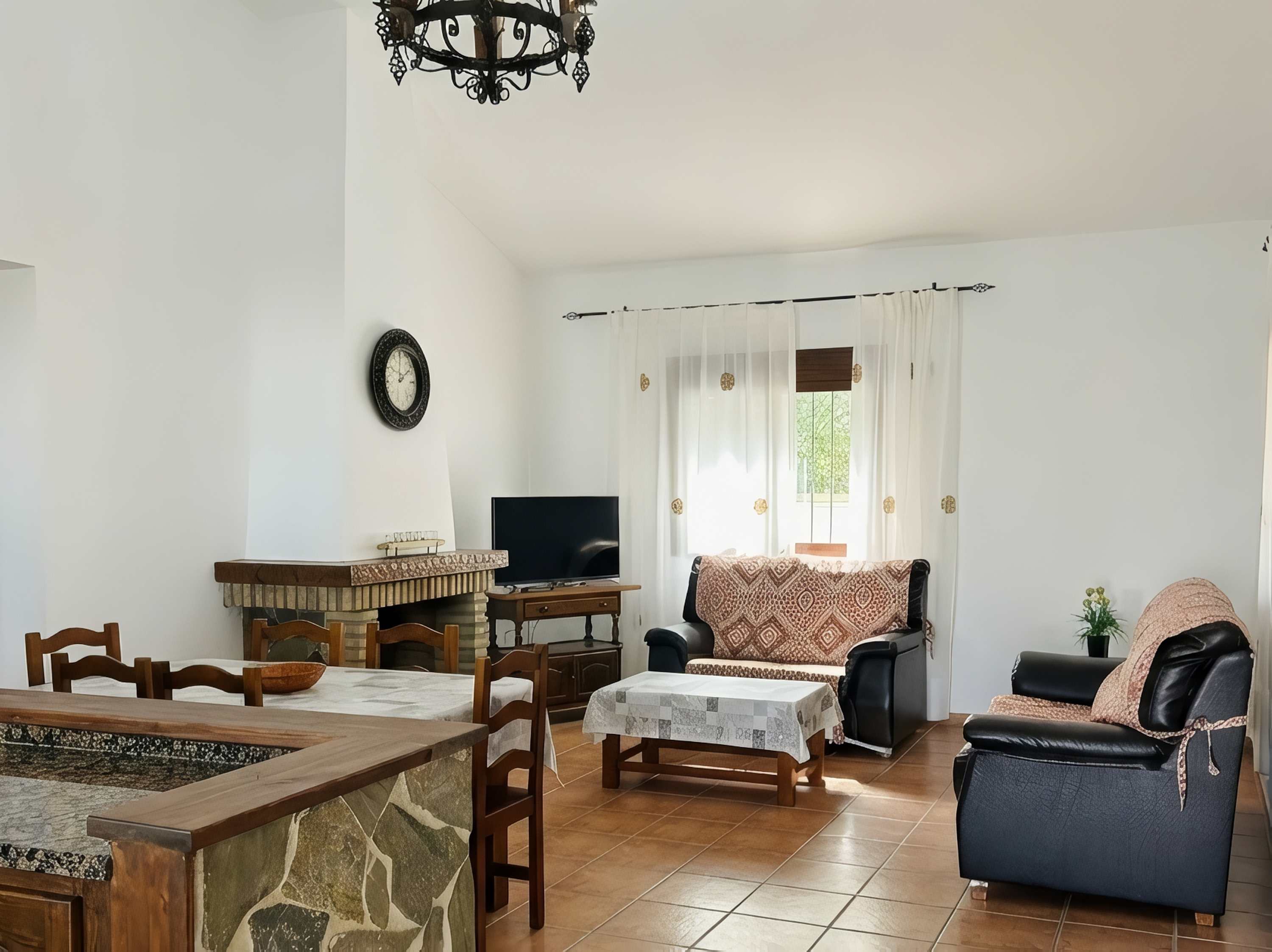 Chalet con piscina privada grupos de 6 personas - image 10