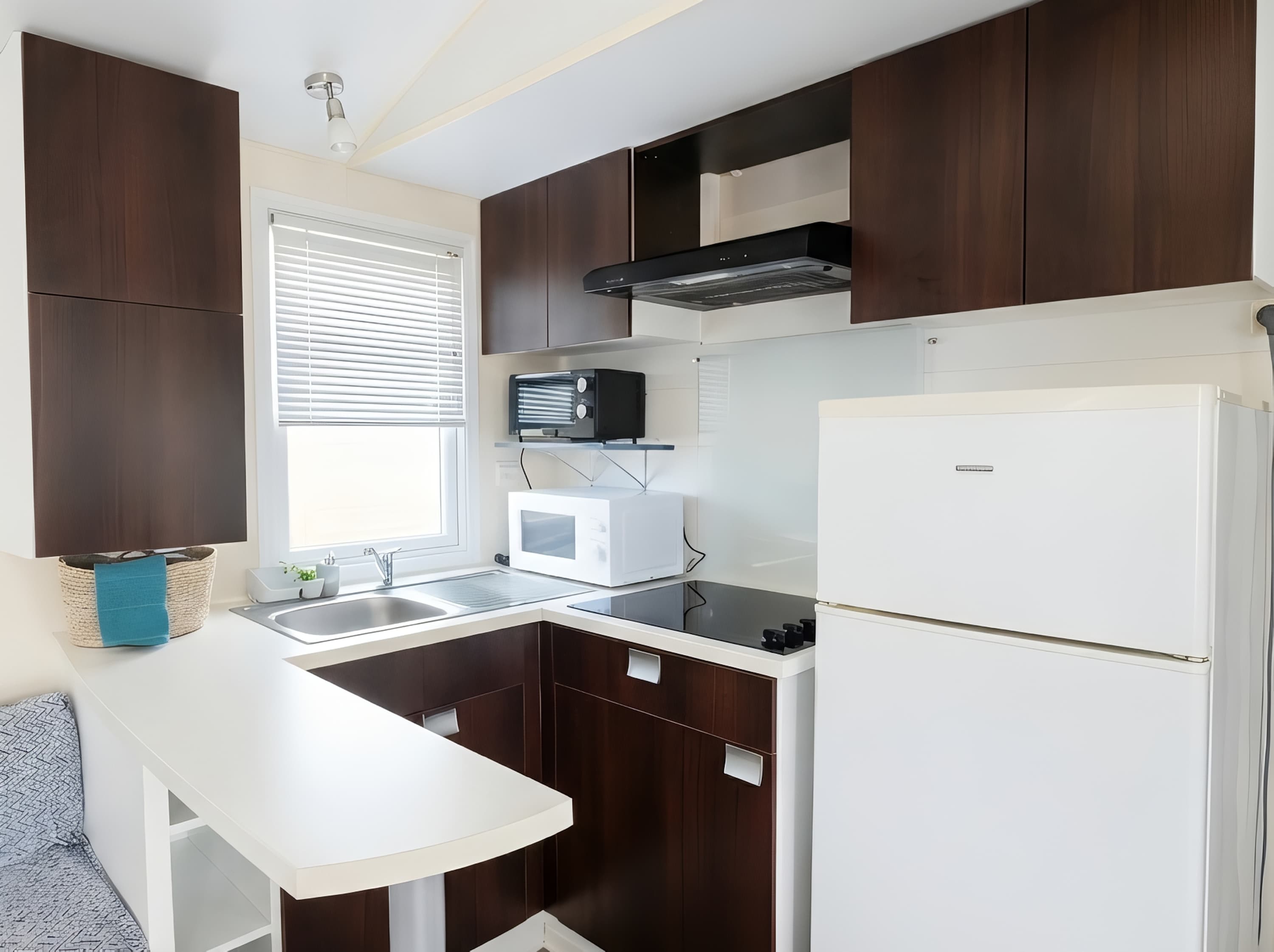 Alojamiento en Conil a 5 min del mar, con WiFi y terraza con piscina - image 9