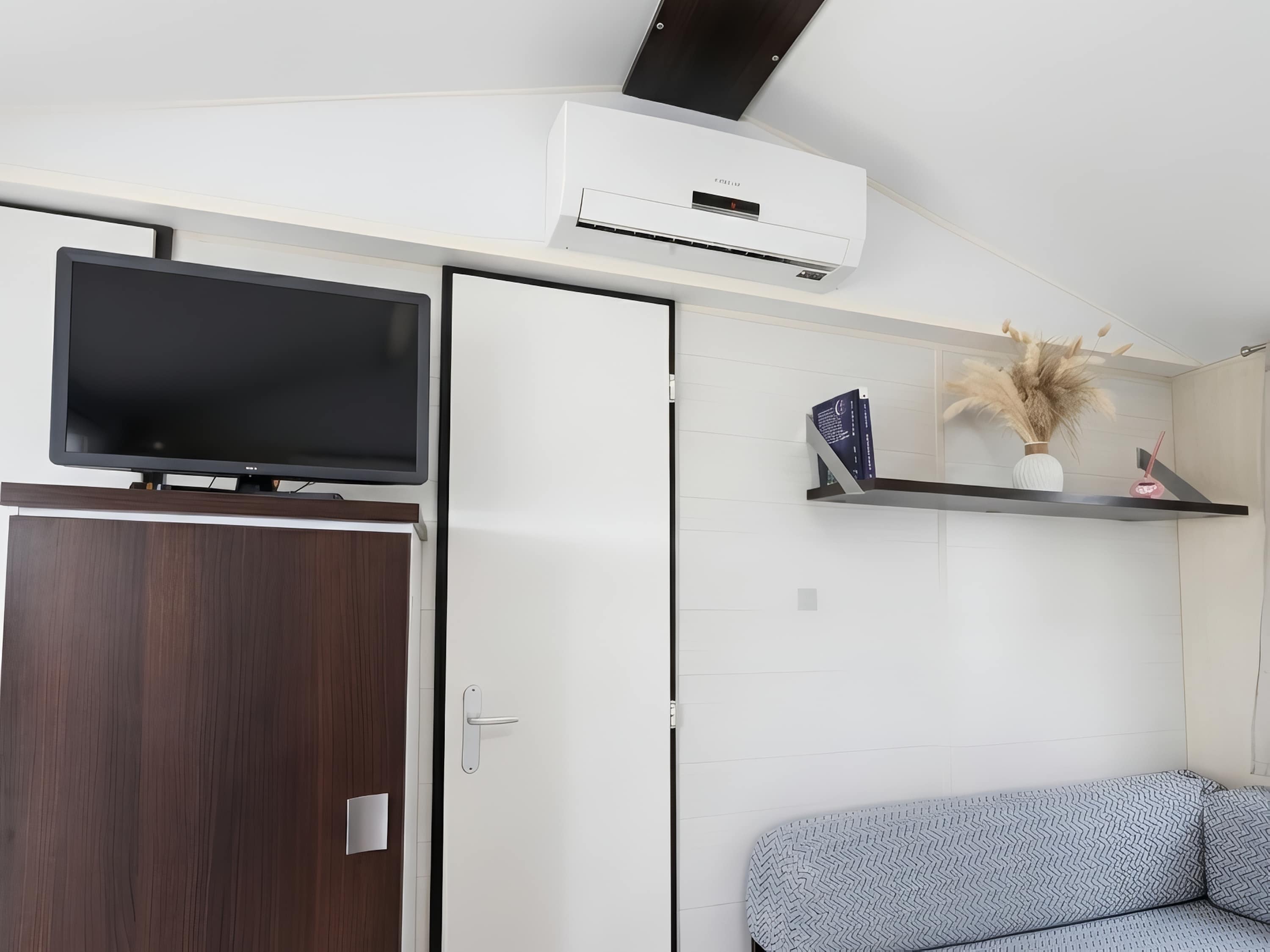 Alojamiento en Conil a 5 min del mar, con WiFi y terraza con piscina - image 8