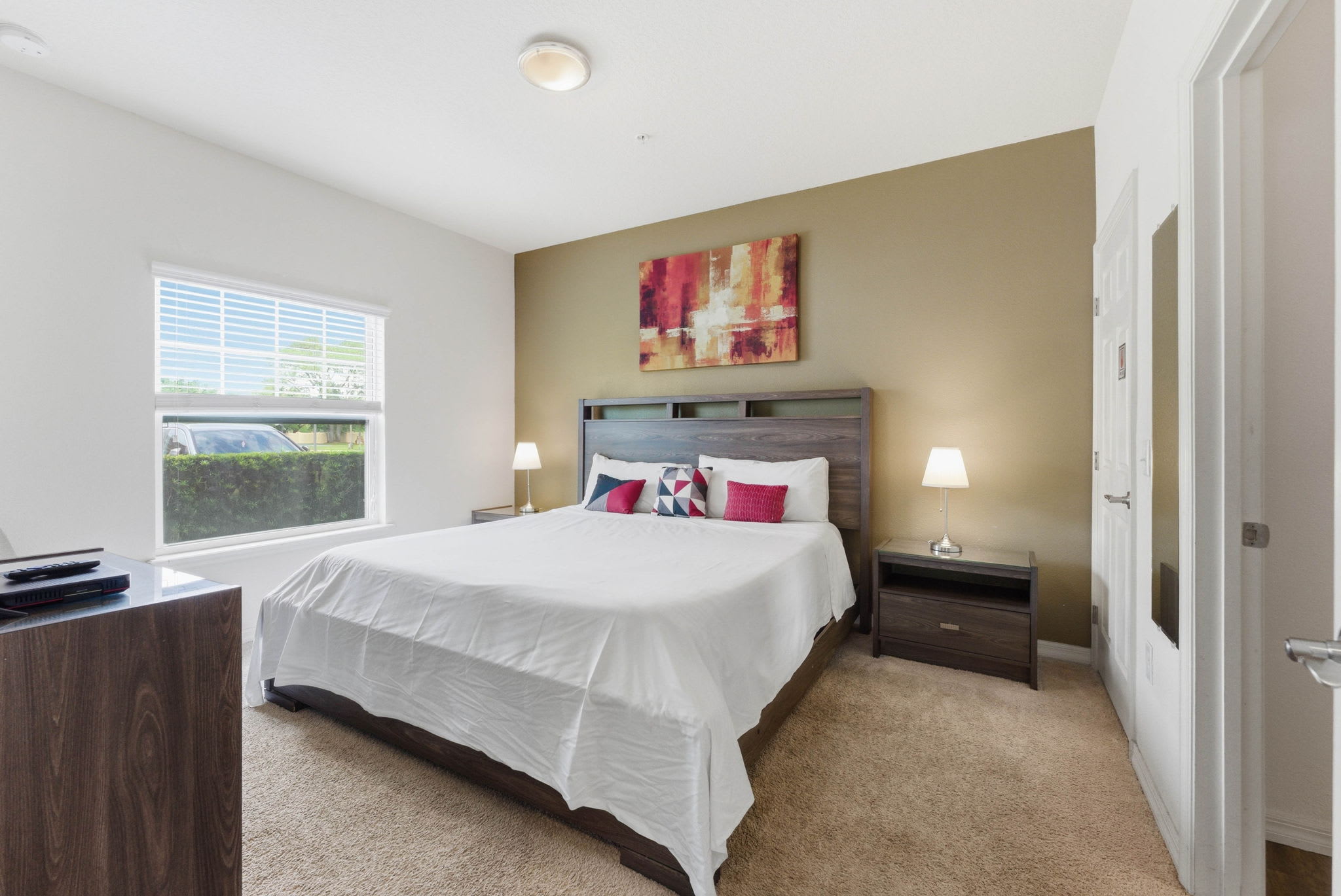 Family 4BR Stay Near Orlando Parks