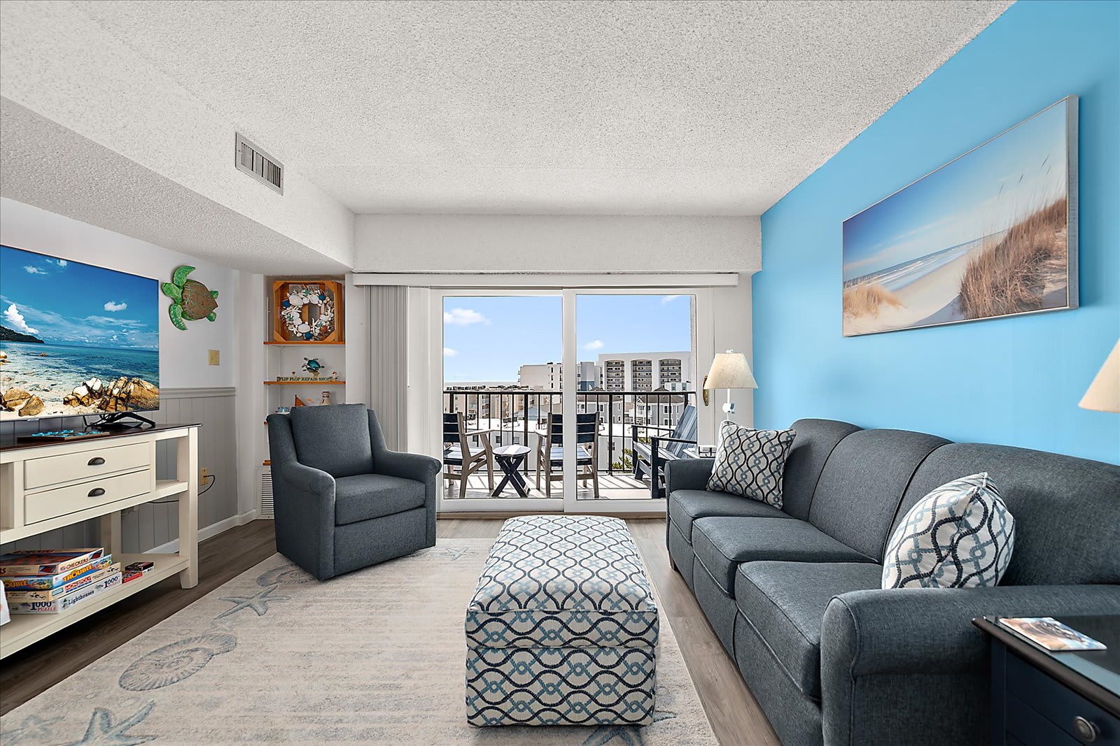 Oceanside Condo with a Pool in North Ocean City | Photo 2