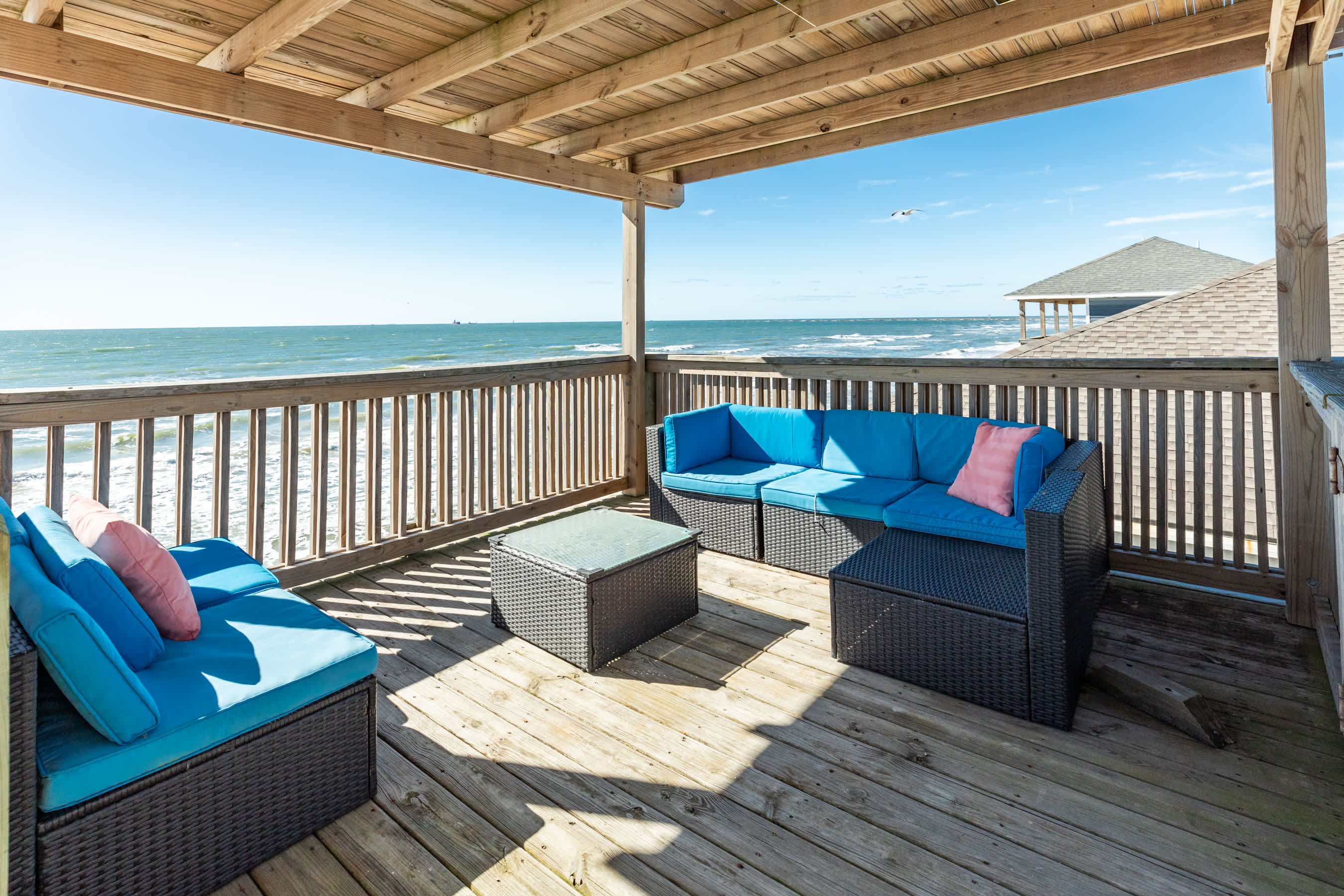 Lookout Paradise 2 Units On the Beach 4