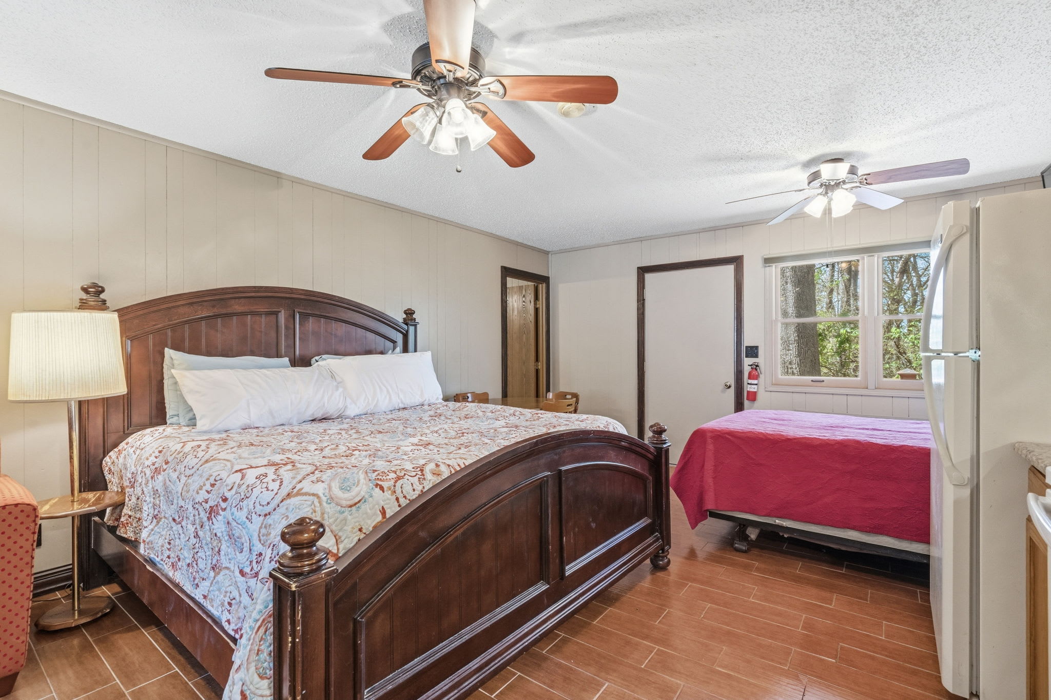 Studio bedroom with king and double bed