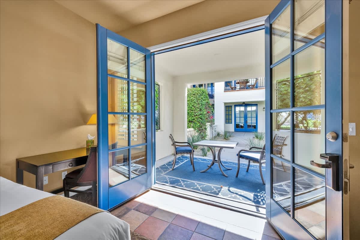 Villa Sunstone Studio #B - Photo 3