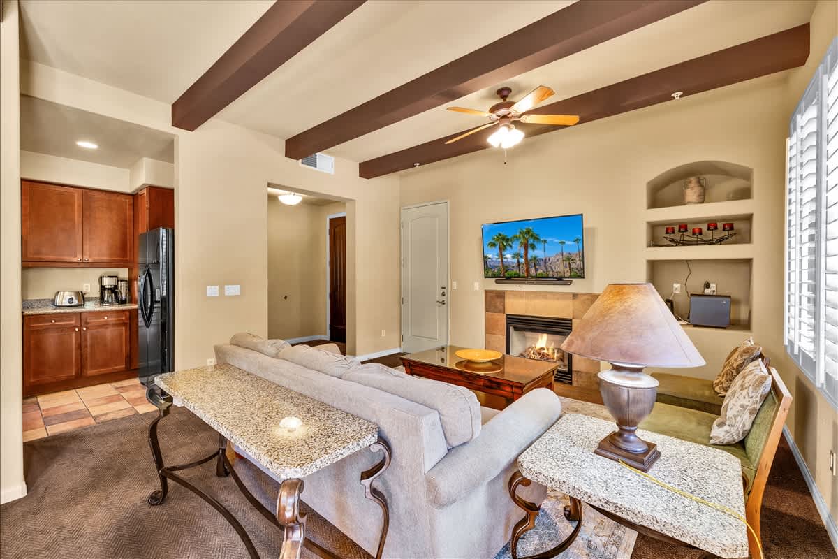 Villa Sunstone #A - Photo 2